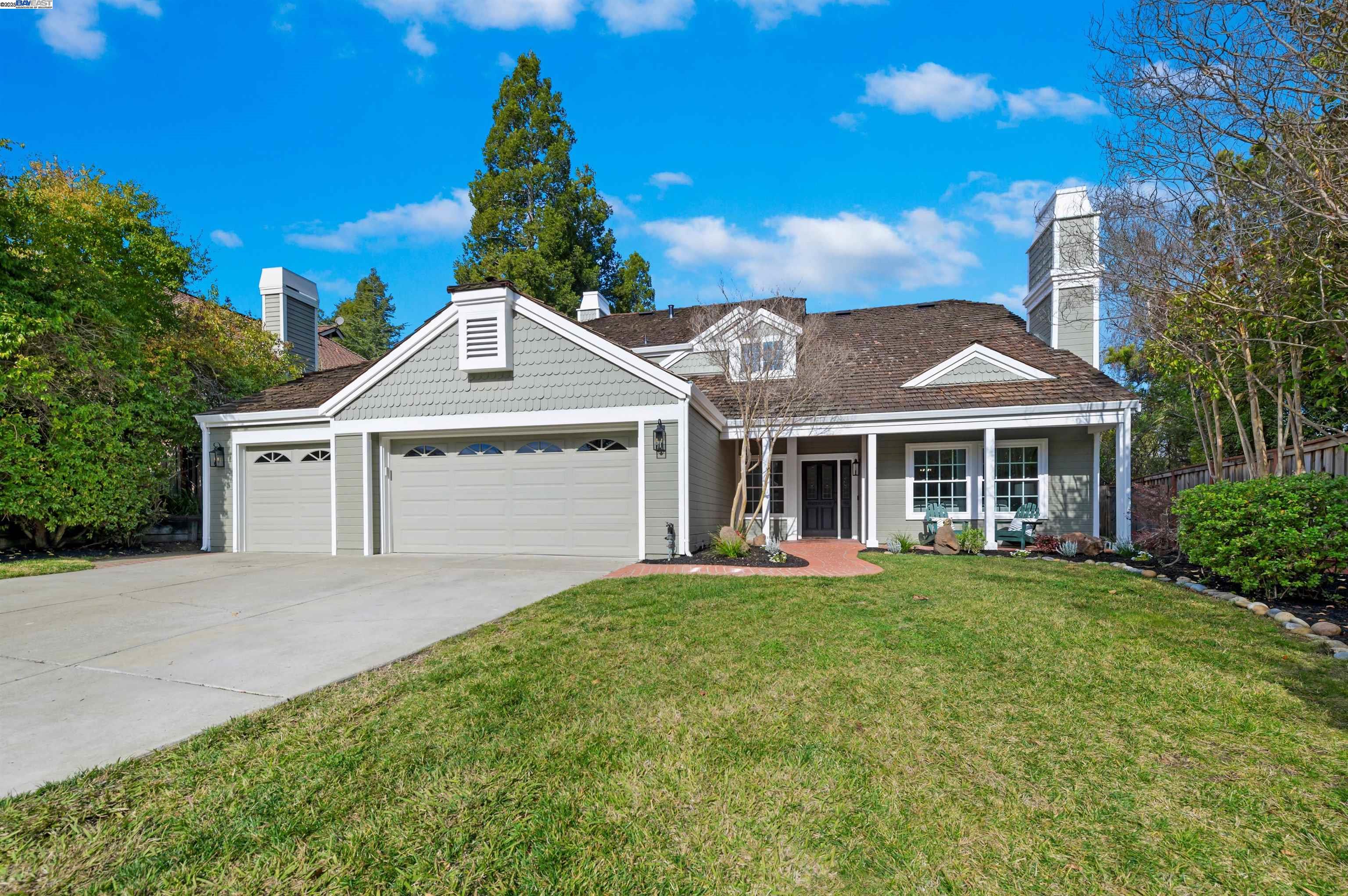 4875 Dolores Drive