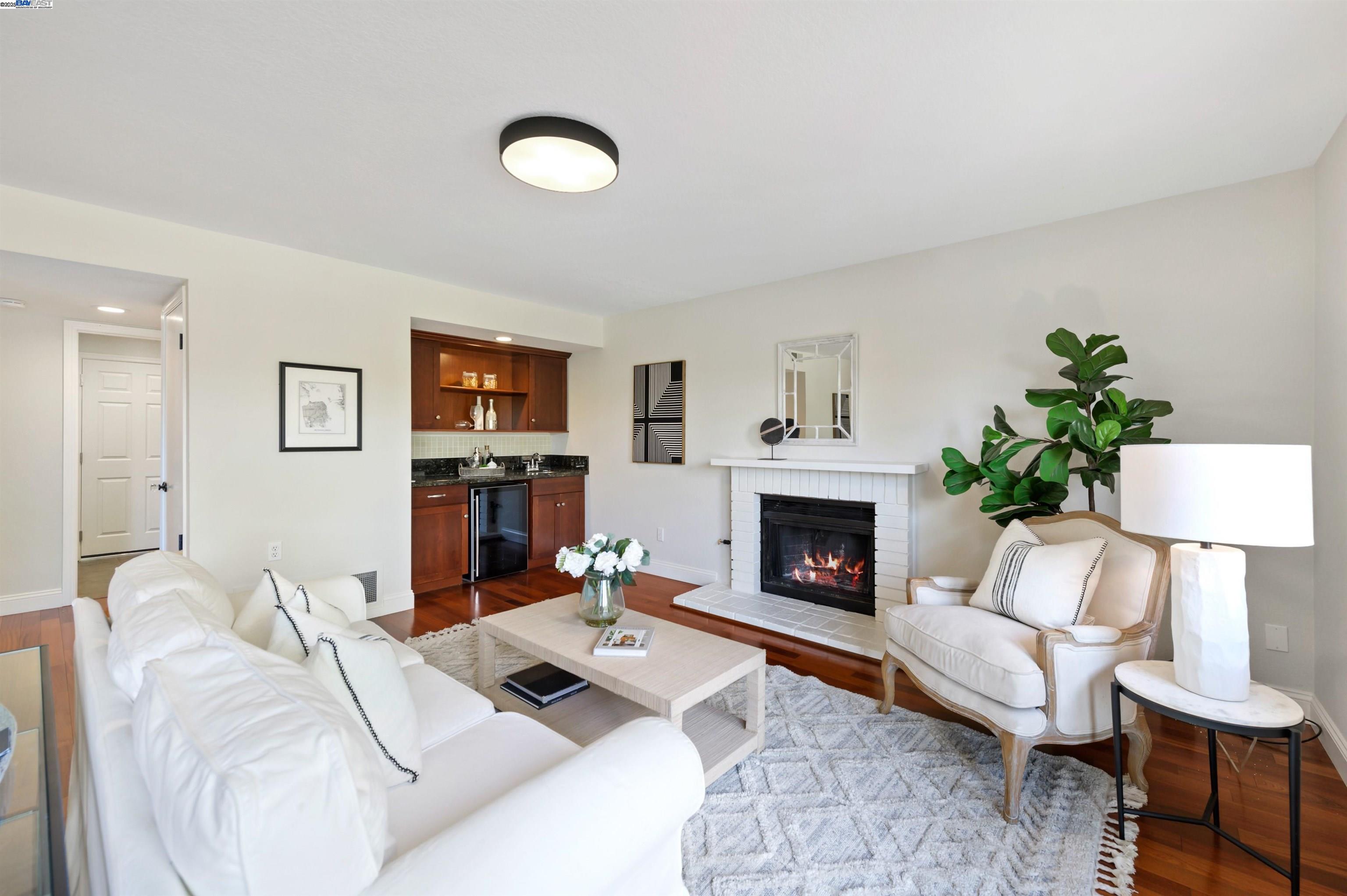 4875 Dolores Drive