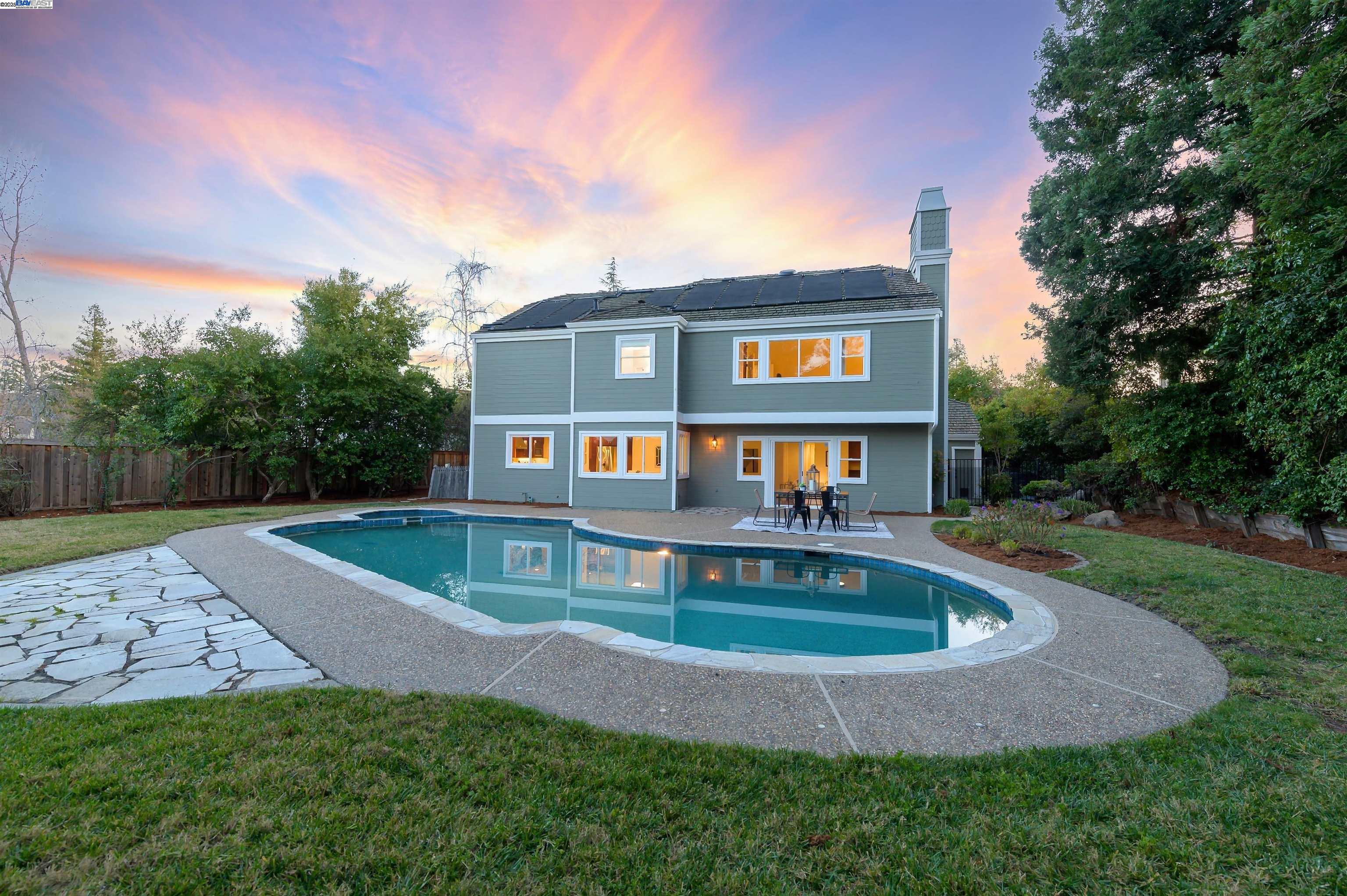 4875 Dolores Drive