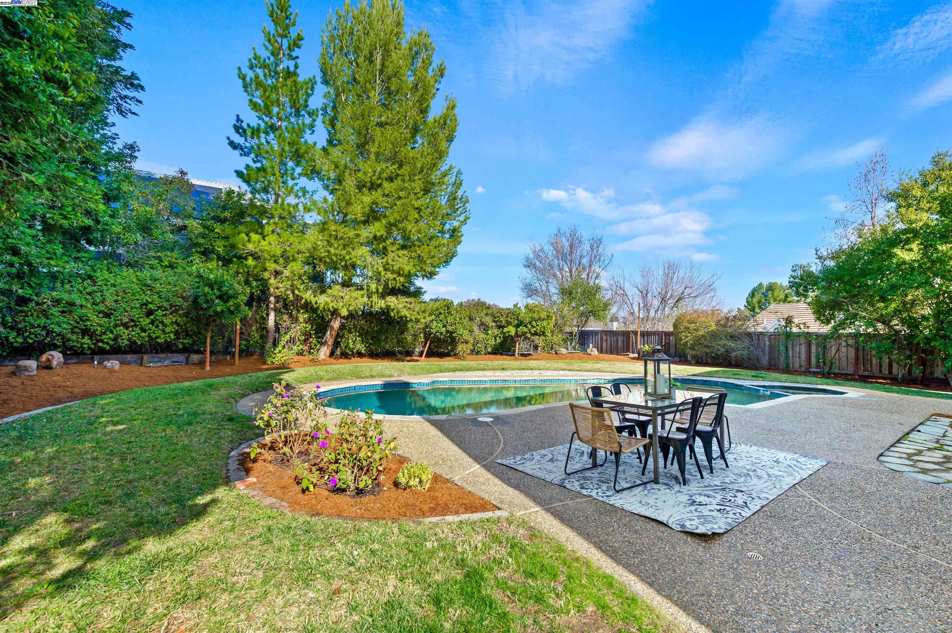 4875 Dolores Drive