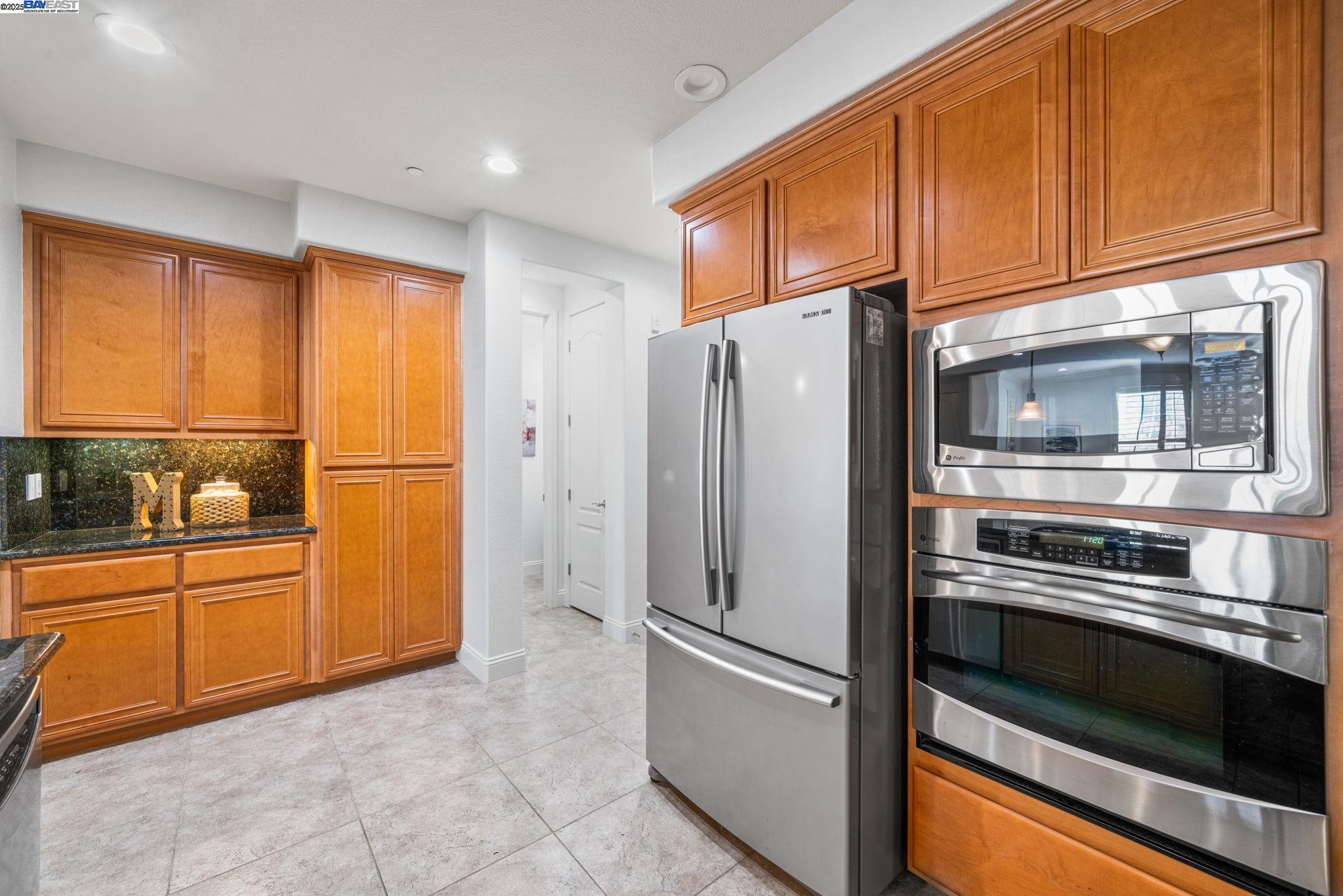 3719 Central Parkway # 24