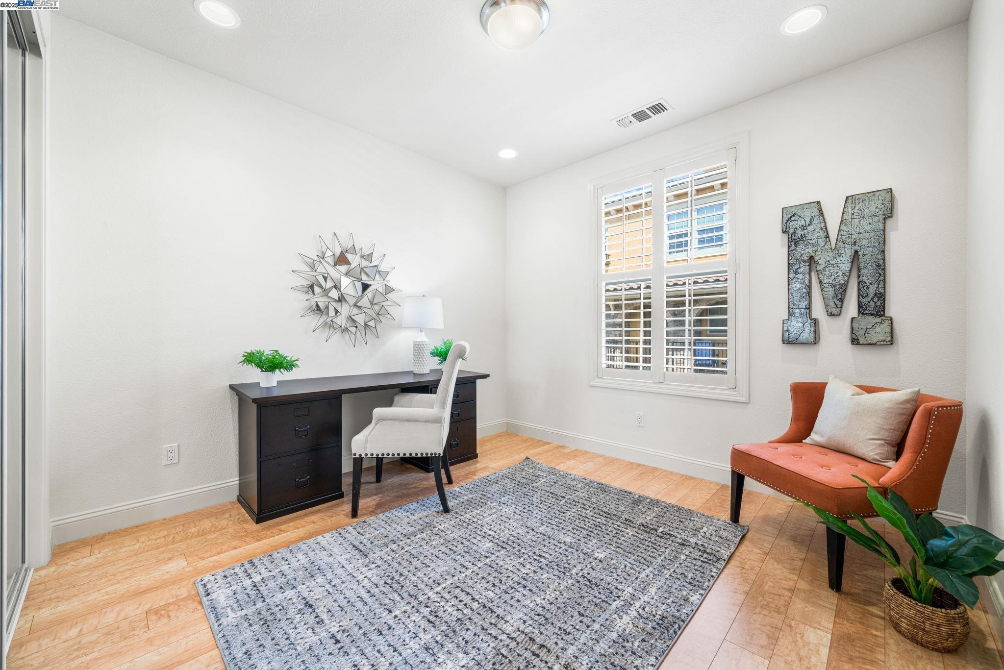 3719 Central Parkway # 24
