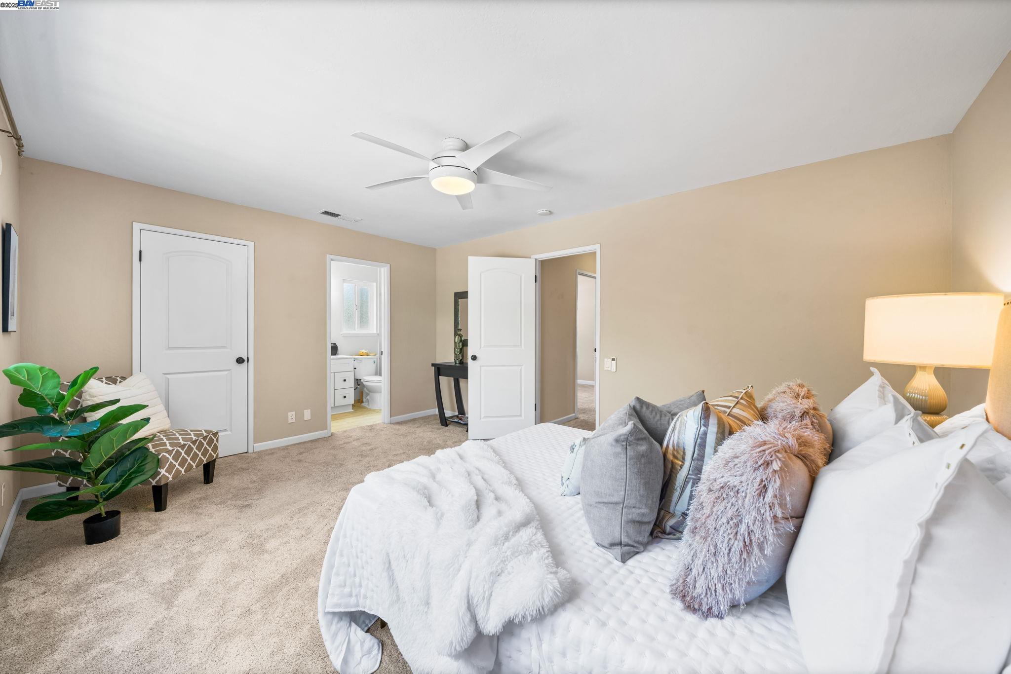 868 Madeira Dr