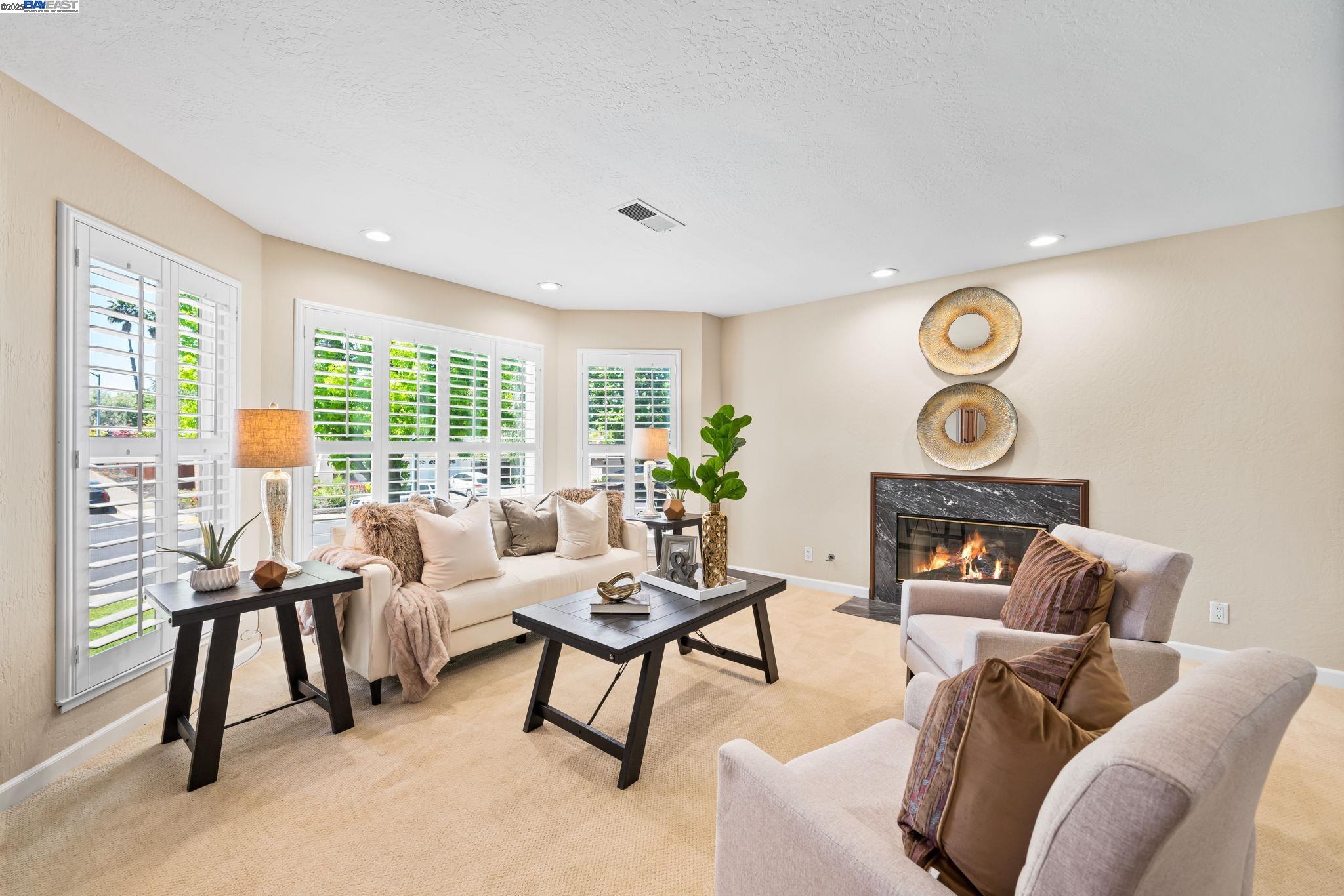 868 Madeira Dr