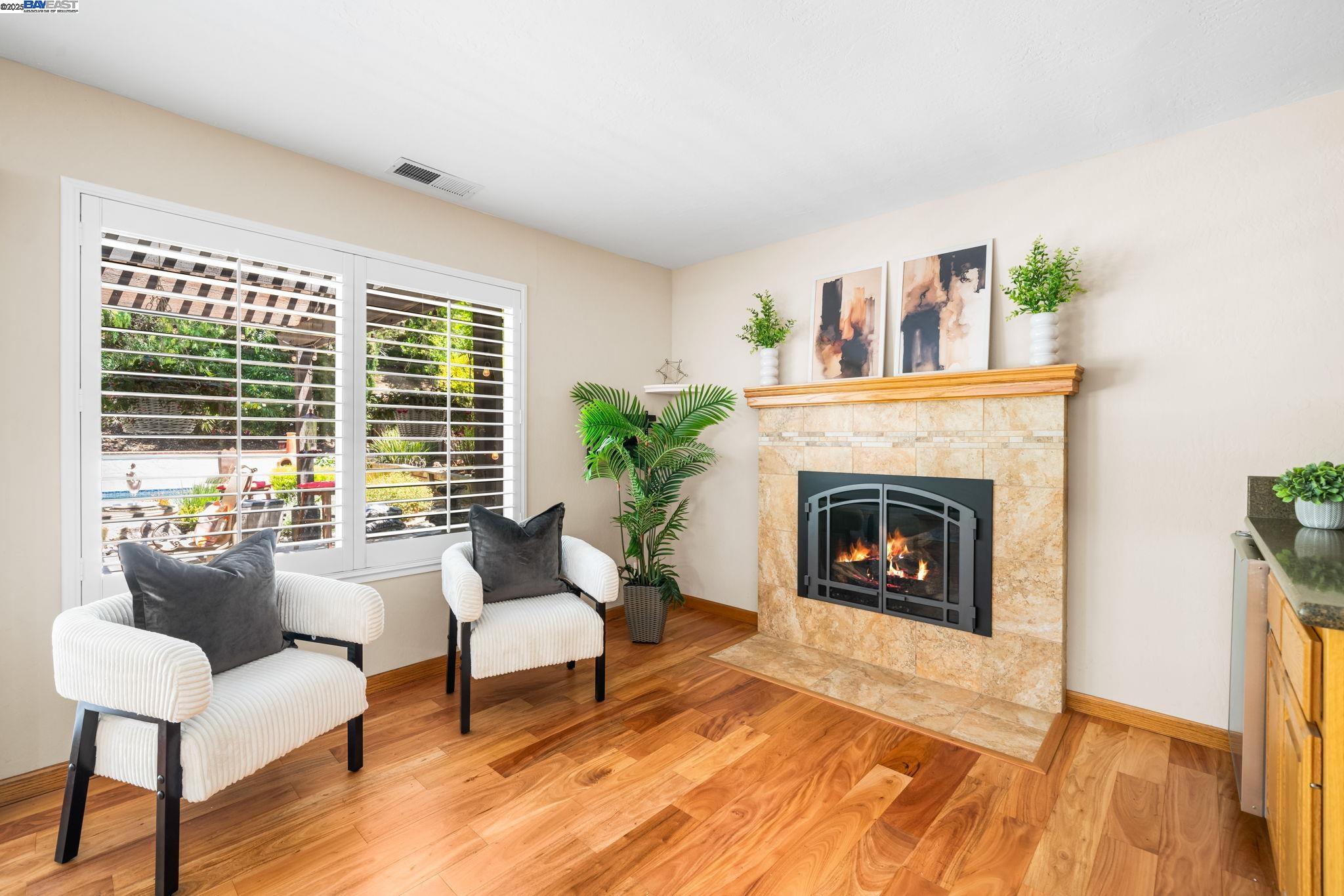868 Madeira Dr