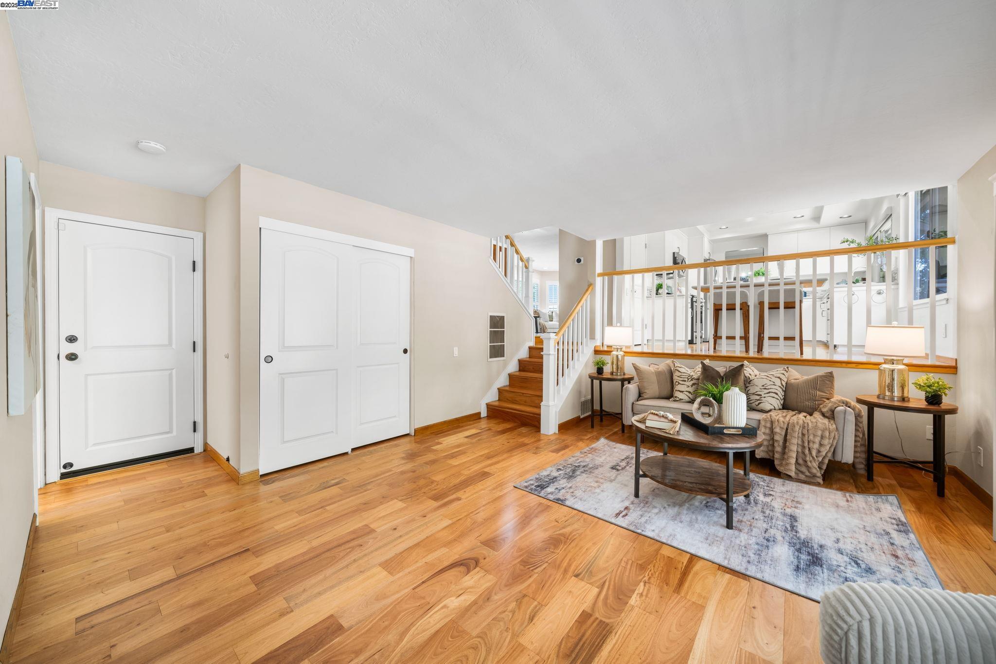 868 Madeira Dr