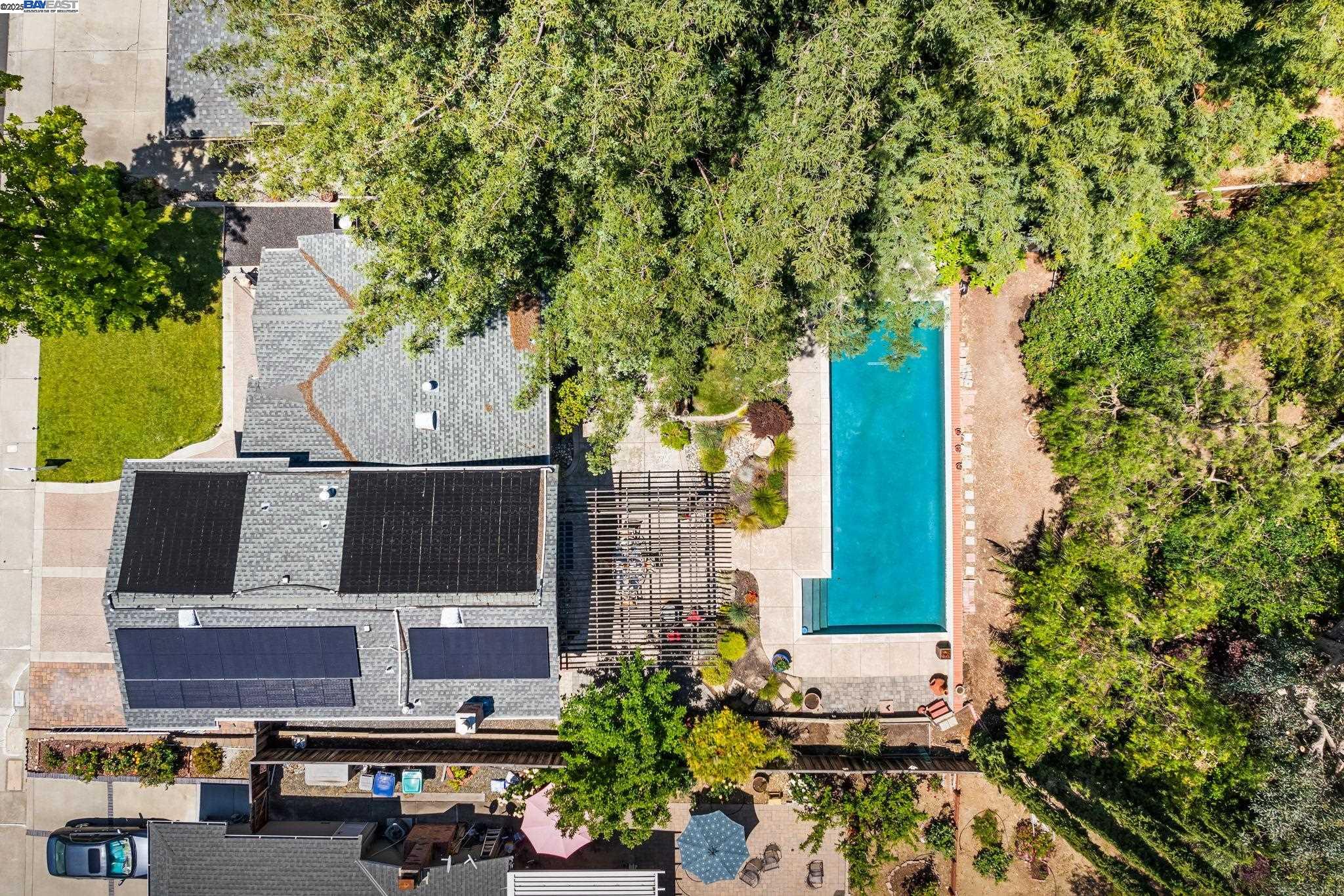 868 Madeira Dr