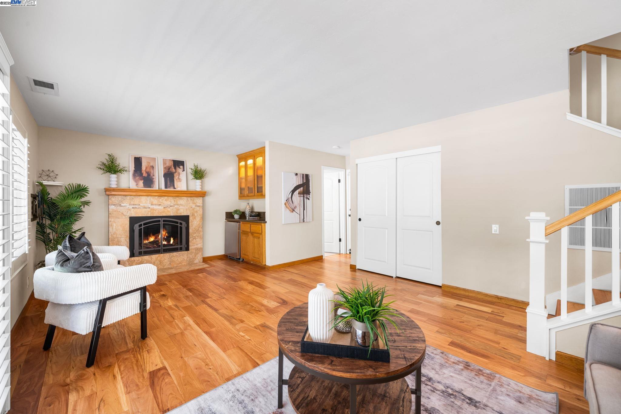 868 Madeira Dr