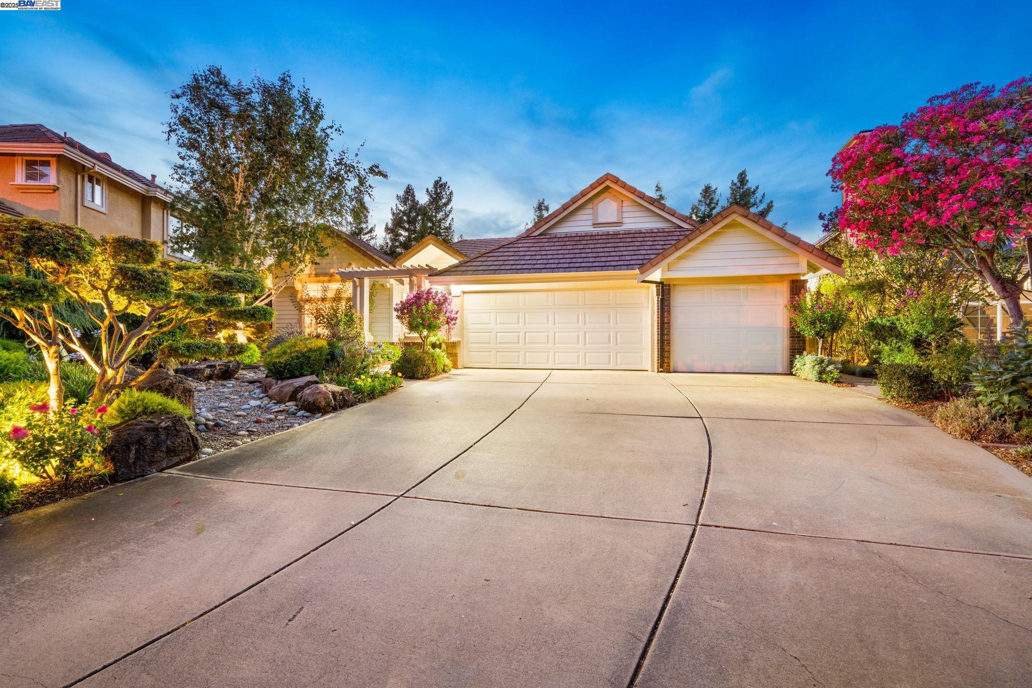 444 Cabonia Ct