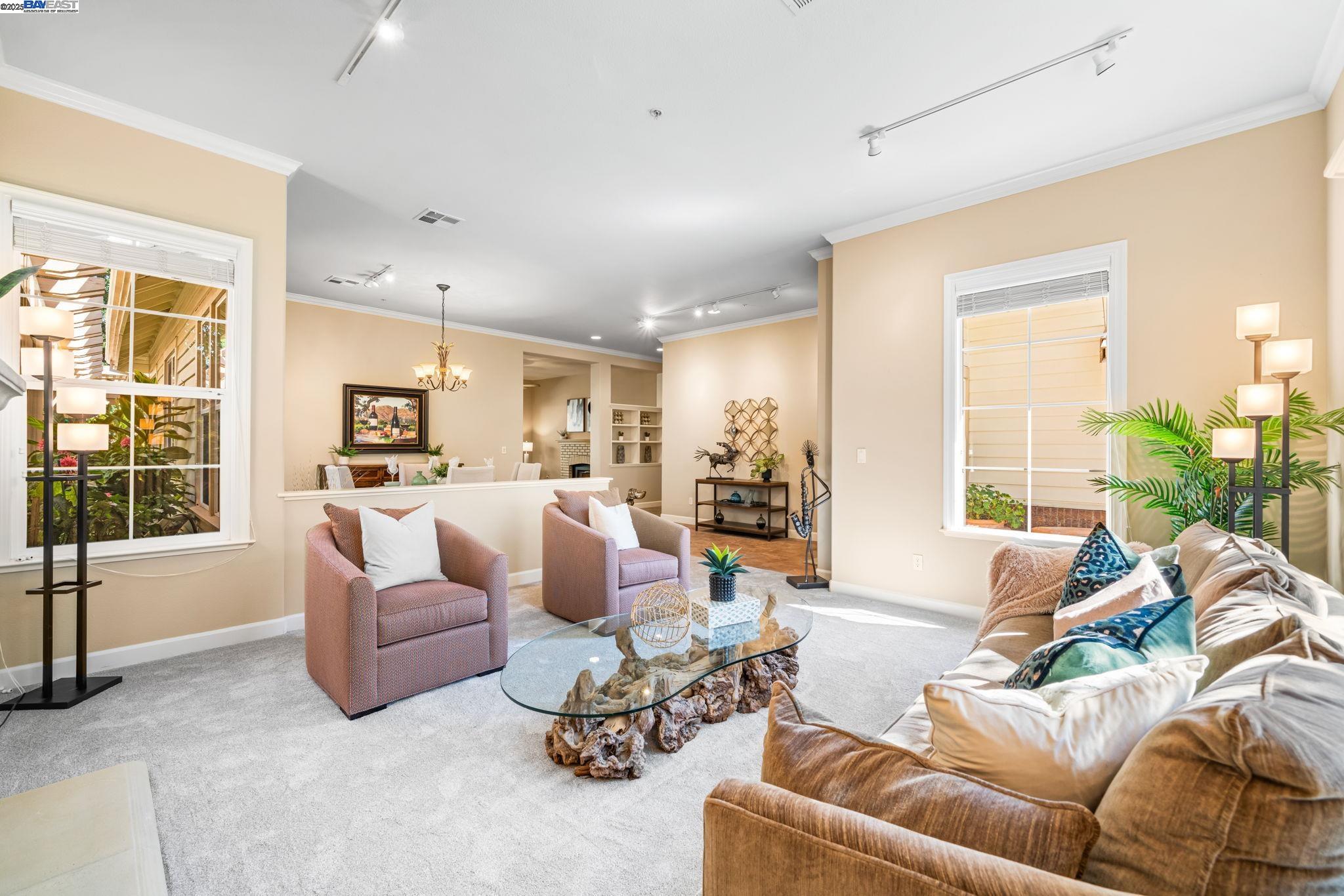 444 Cabonia Ct