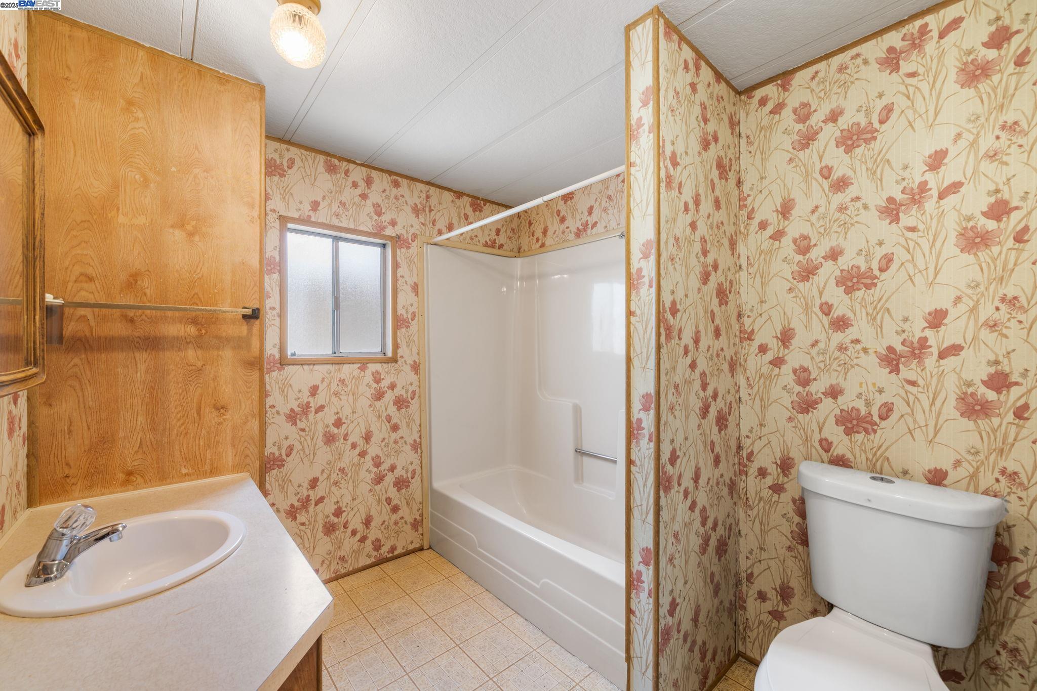 3998 Castro Valley Blvd Unit: SPC 27