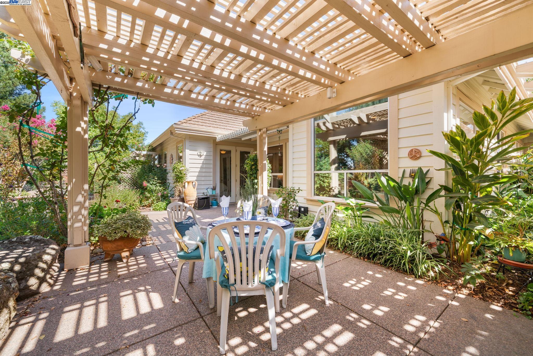 444 Cabonia Ct