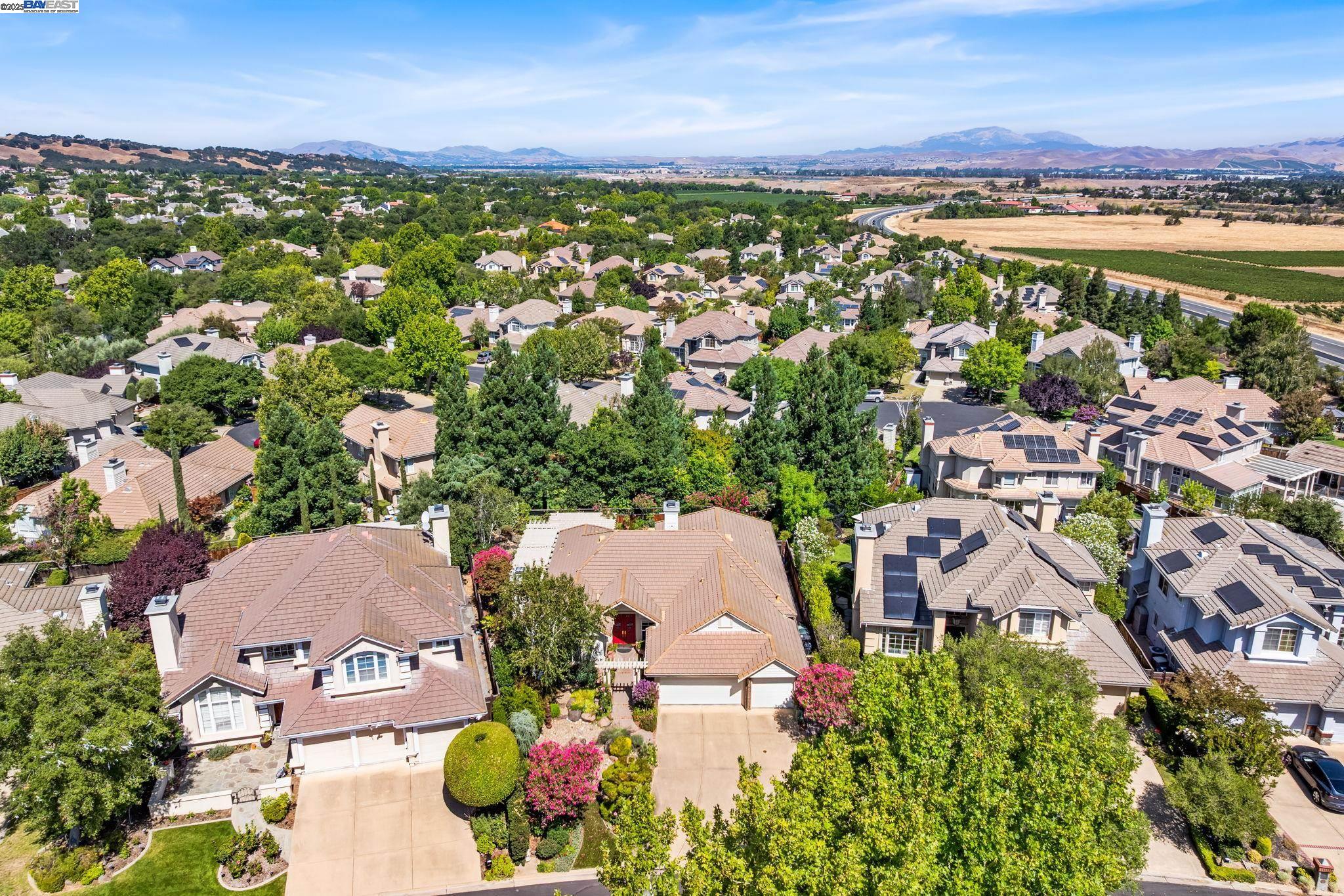 444 Cabonia Ct
