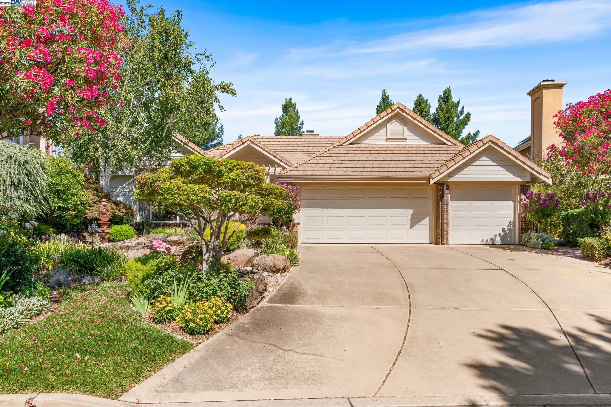 444 Cabonia Ct