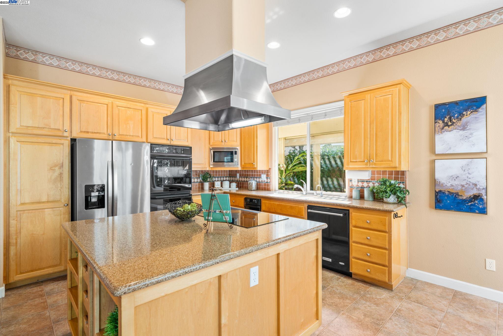 444 Cabonia Ct