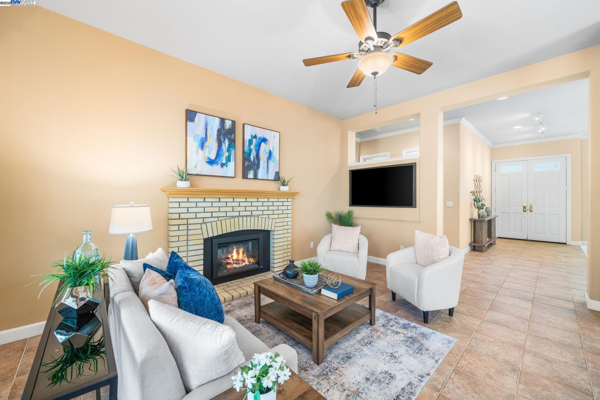 444 Cabonia Ct