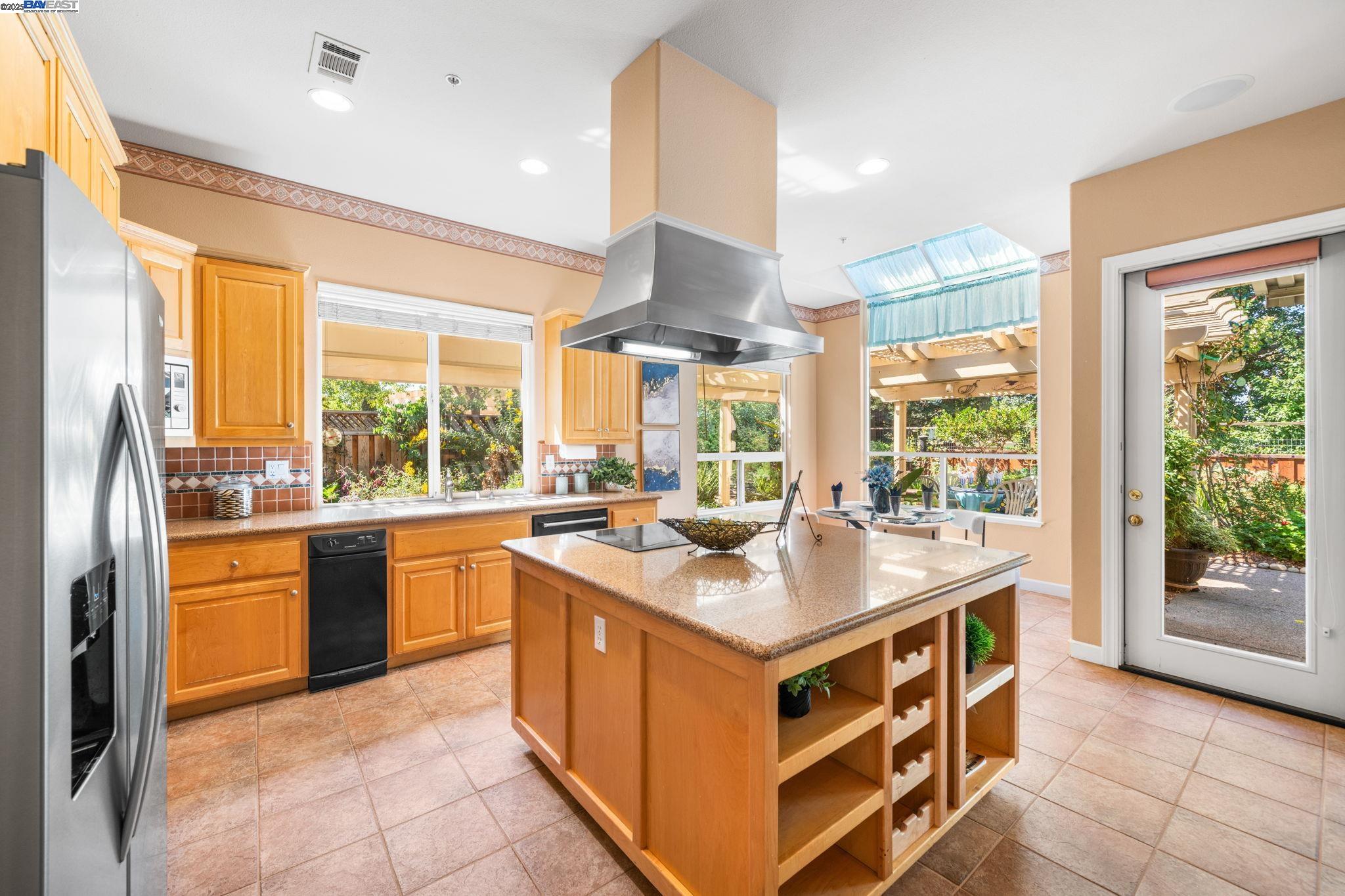 444 Cabonia Ct