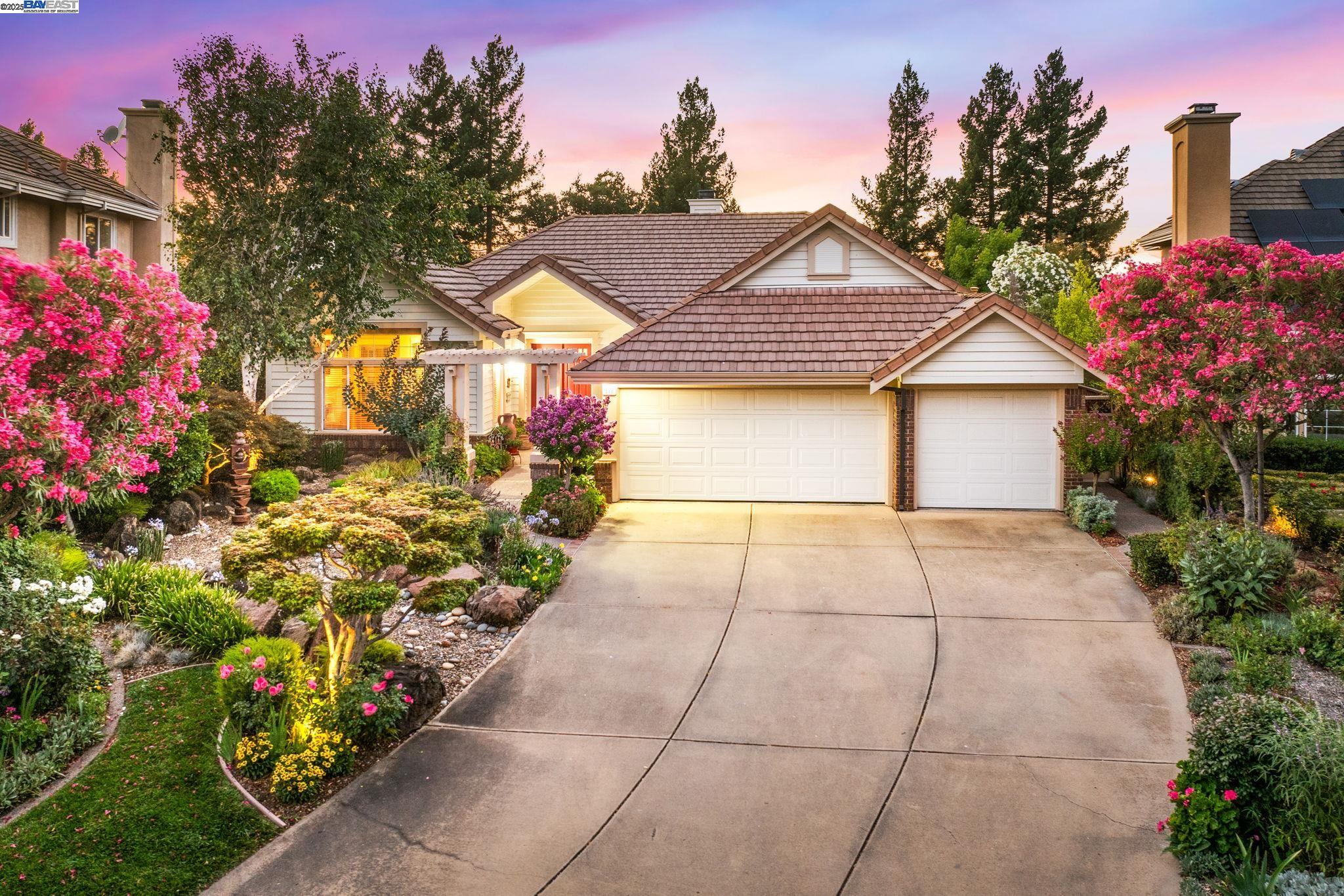 444 Cabonia Ct