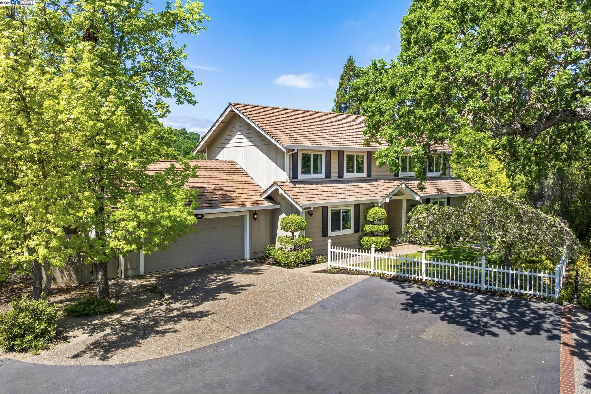 484 El Pintado Rd