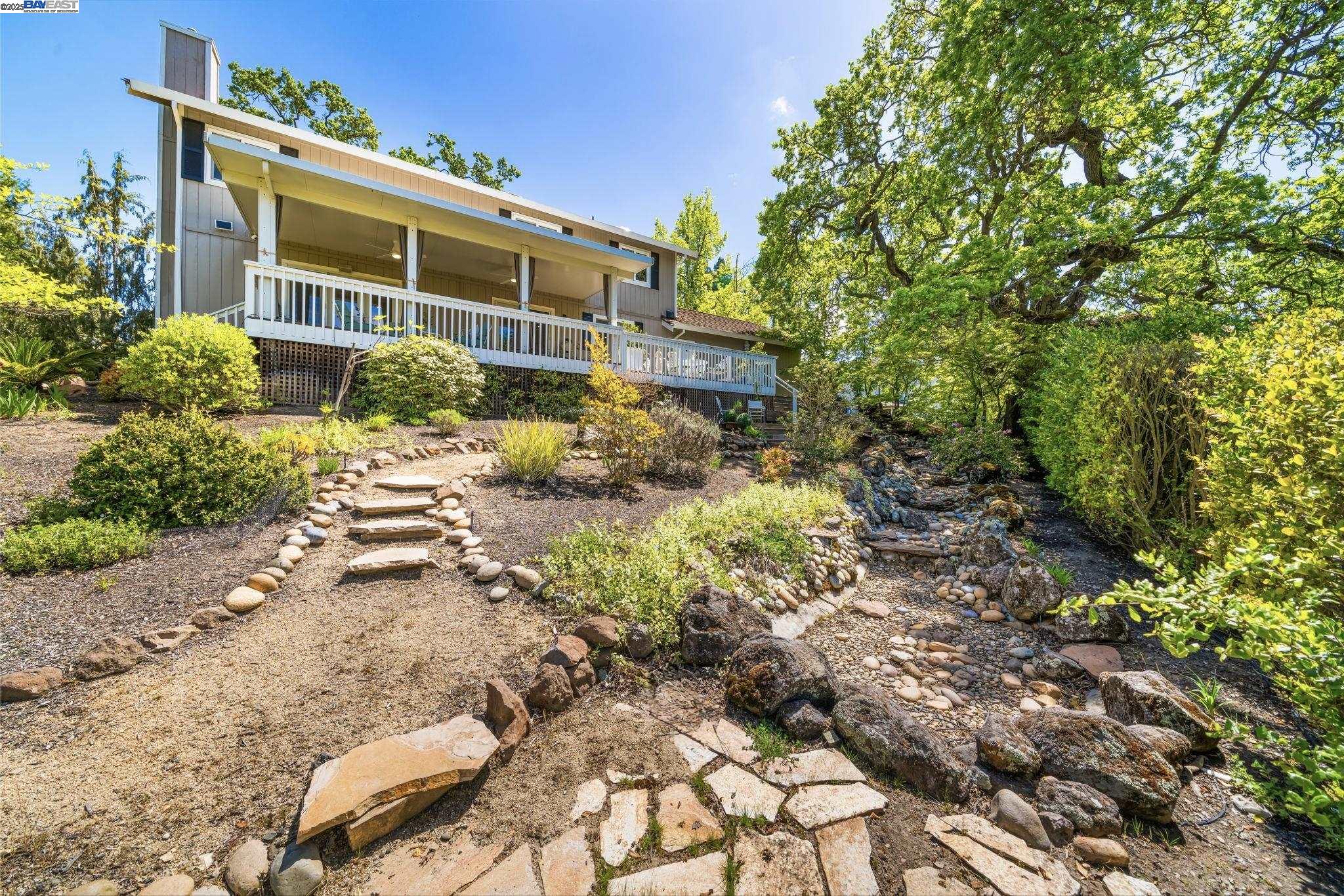 484 El Pintado Rd