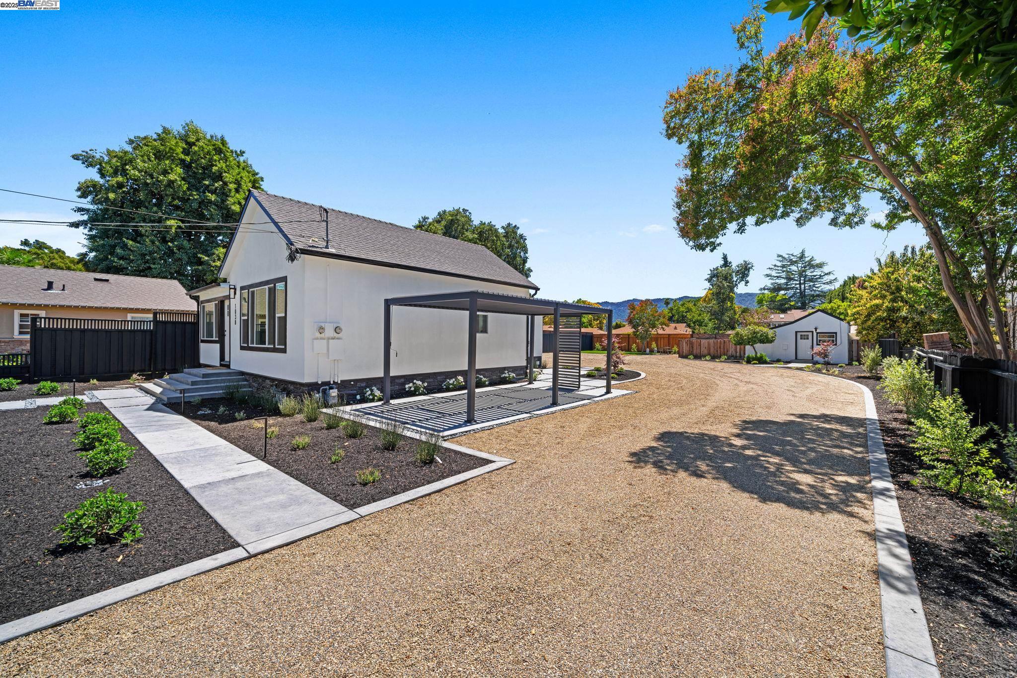 1038 Division St, Pleasanton