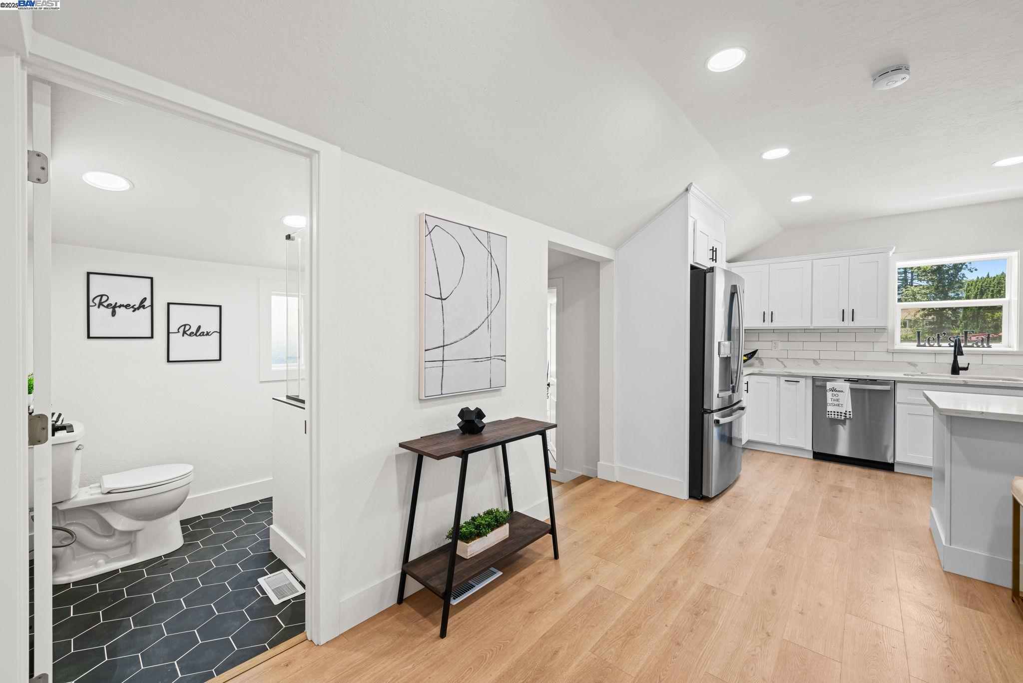 1038 Division St, Pleasanton