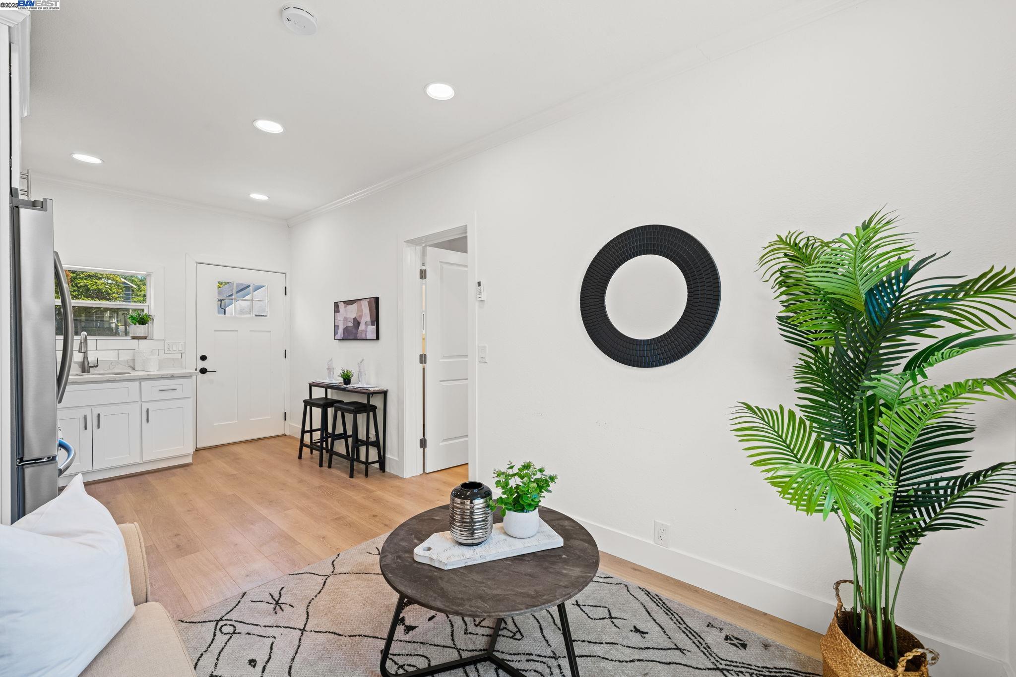 1038 Division St, Pleasanton