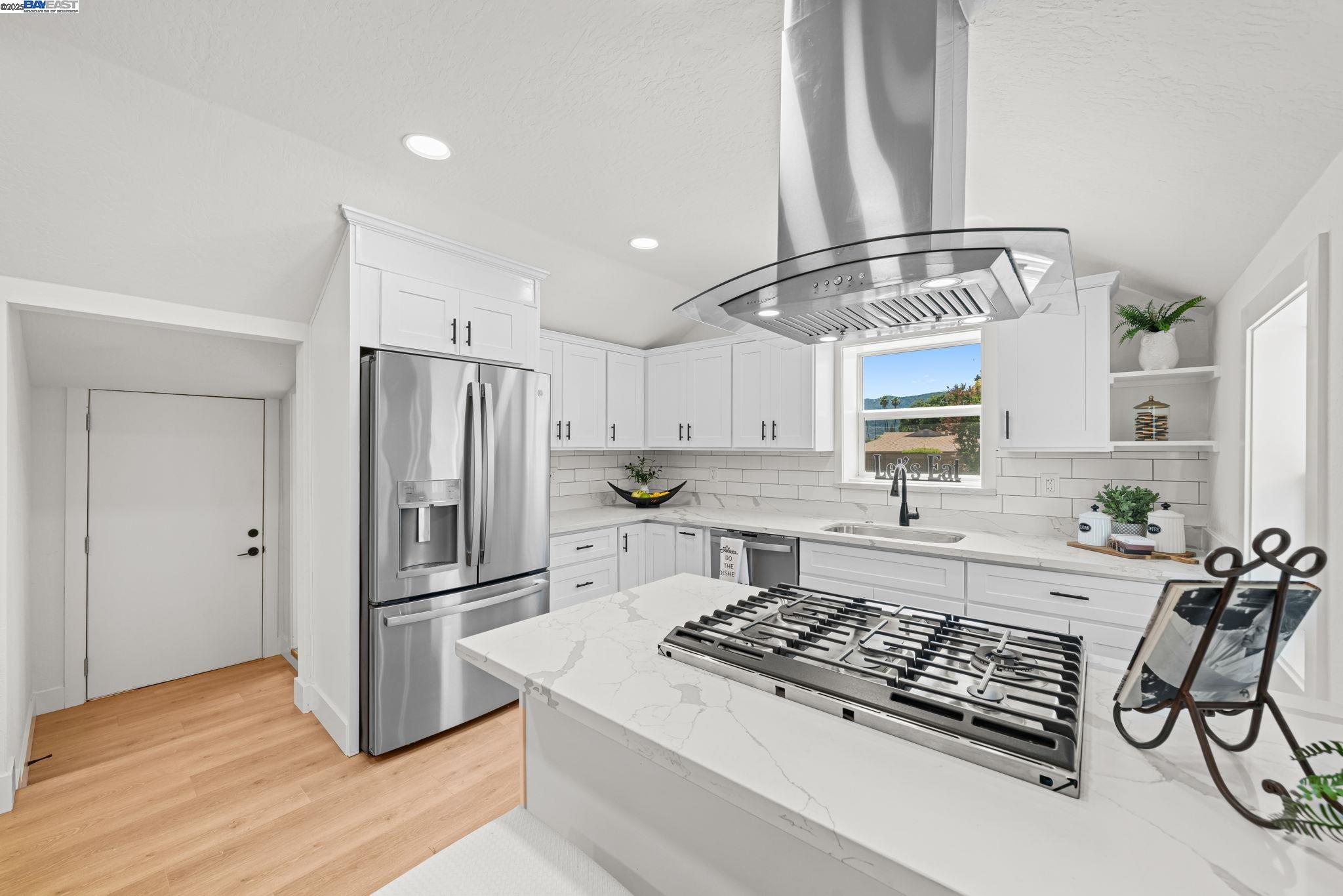 1038 Division St, Pleasanton