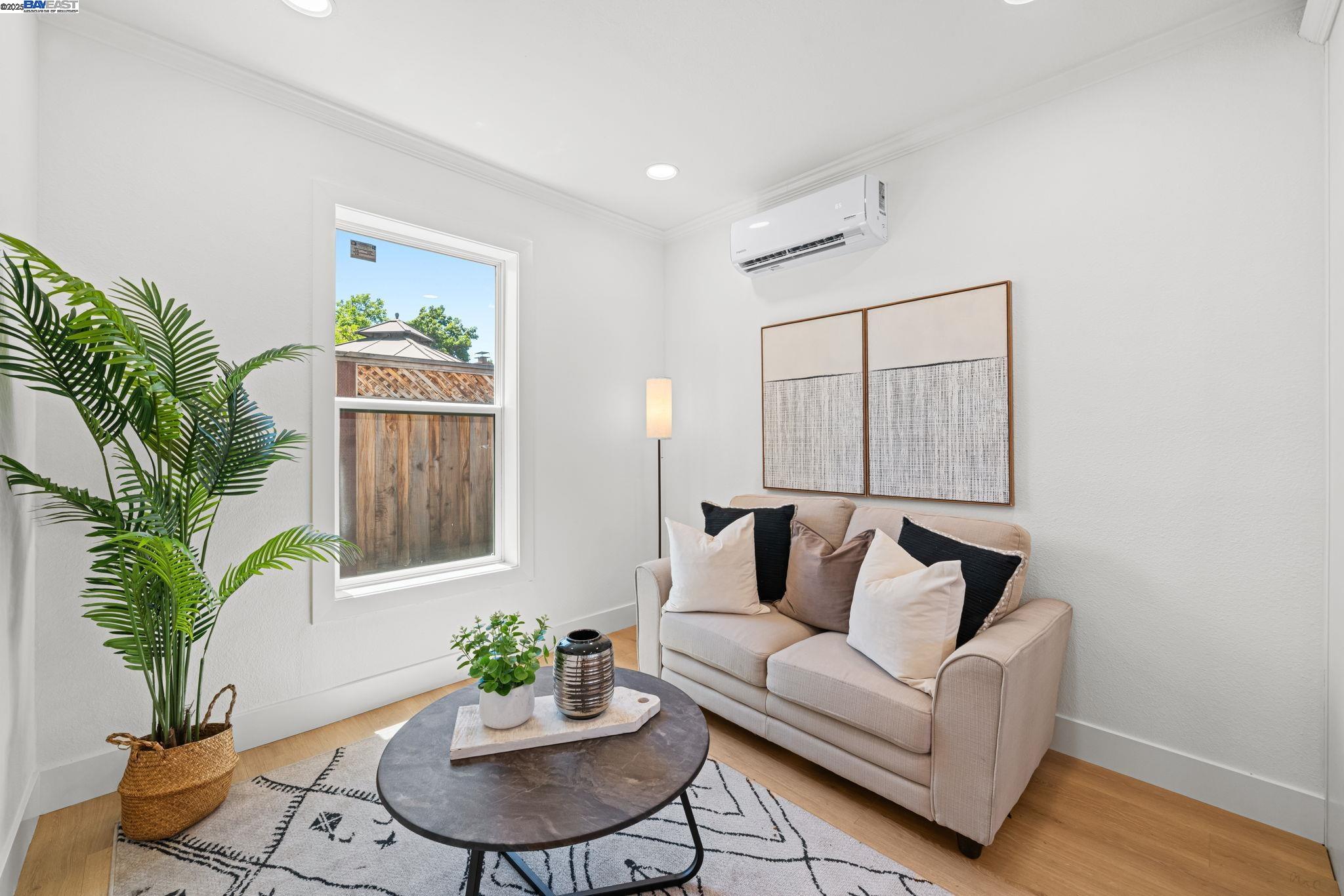 1038 Division St, Pleasanton