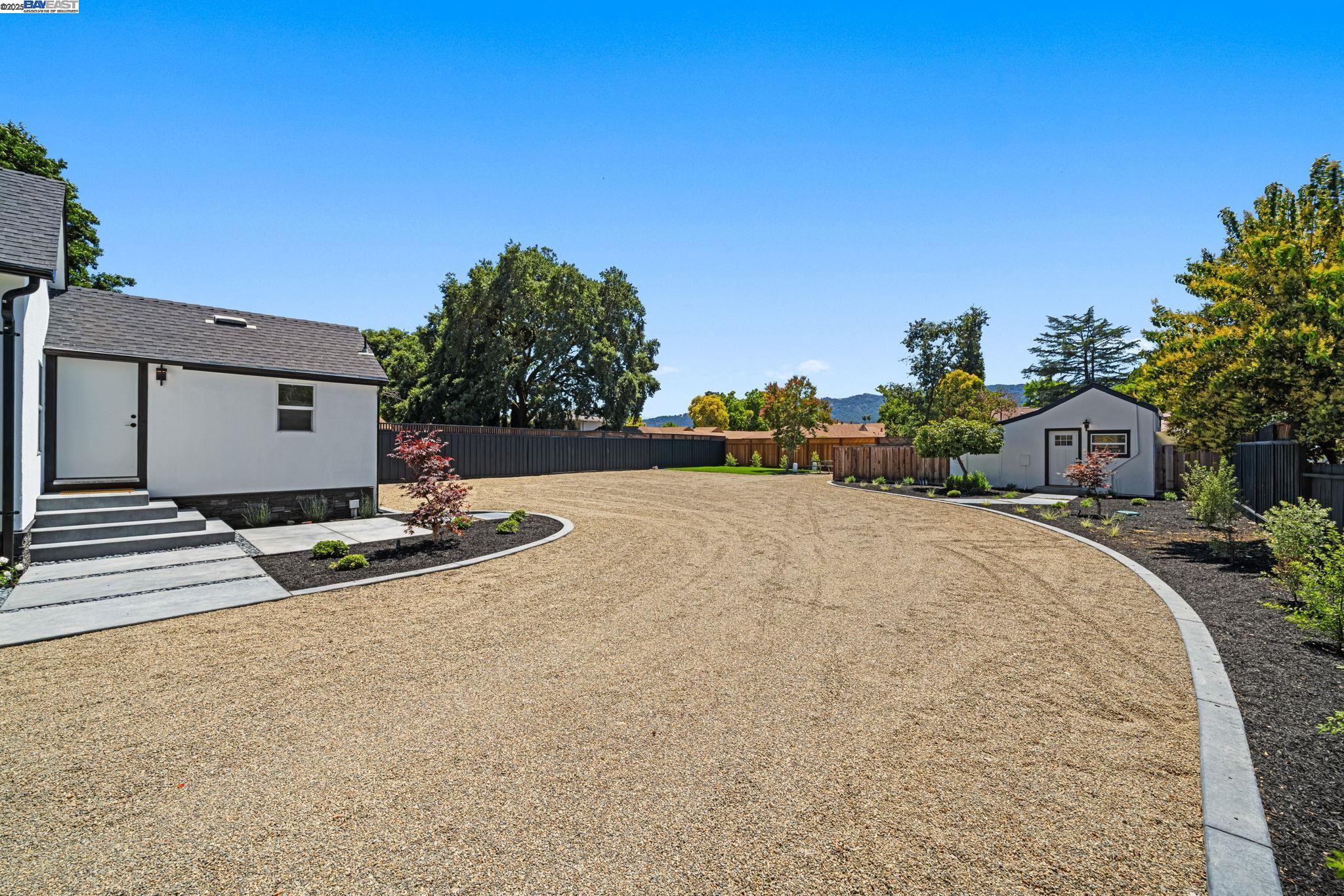 1038 Division St, Pleasanton