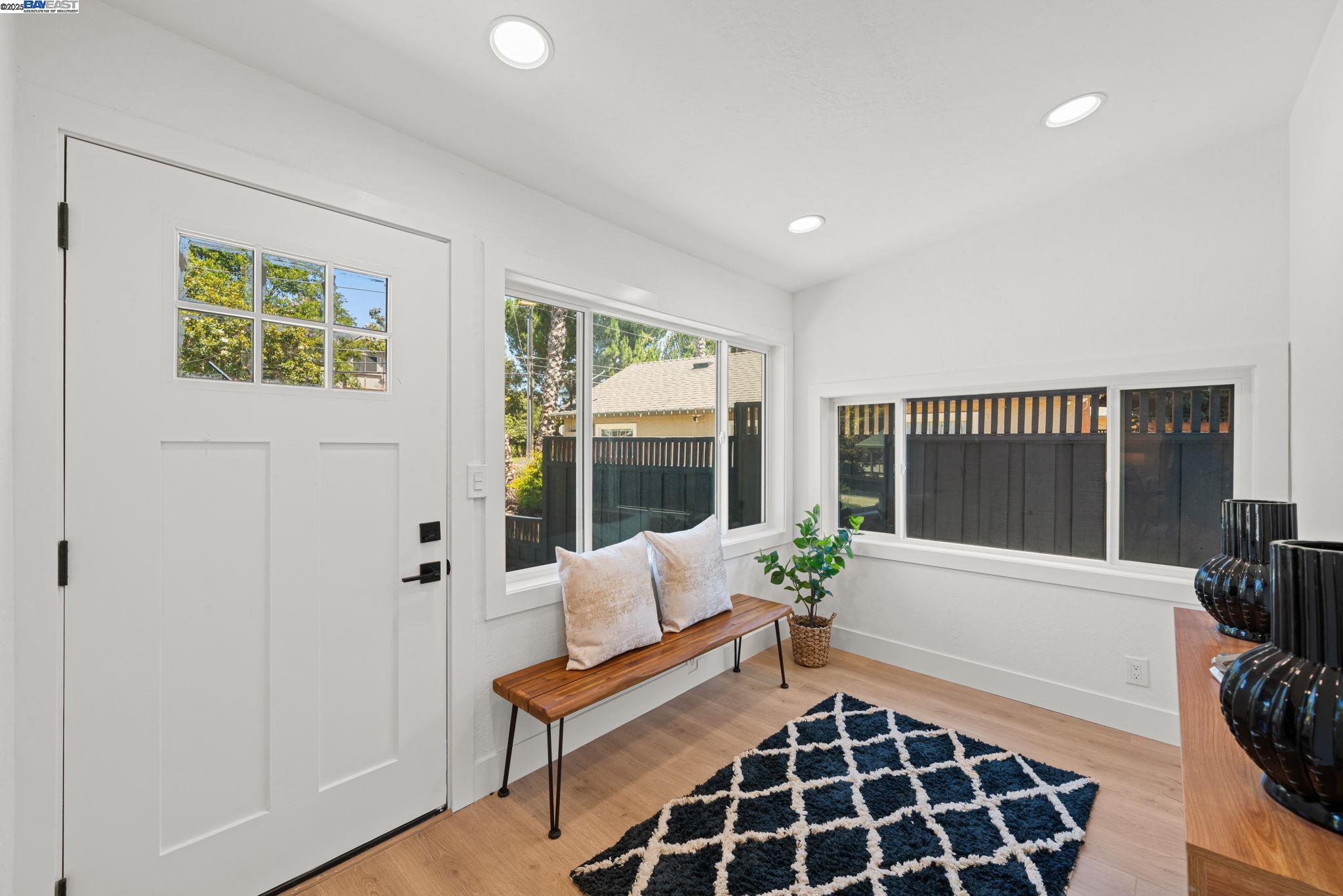 1038 Division St, Pleasanton