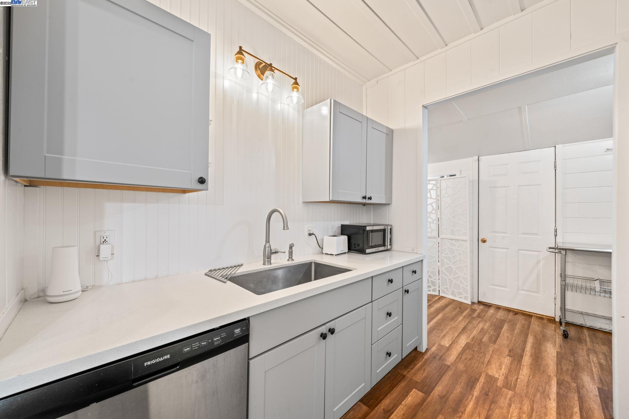 101 Annies Way, Brookdale