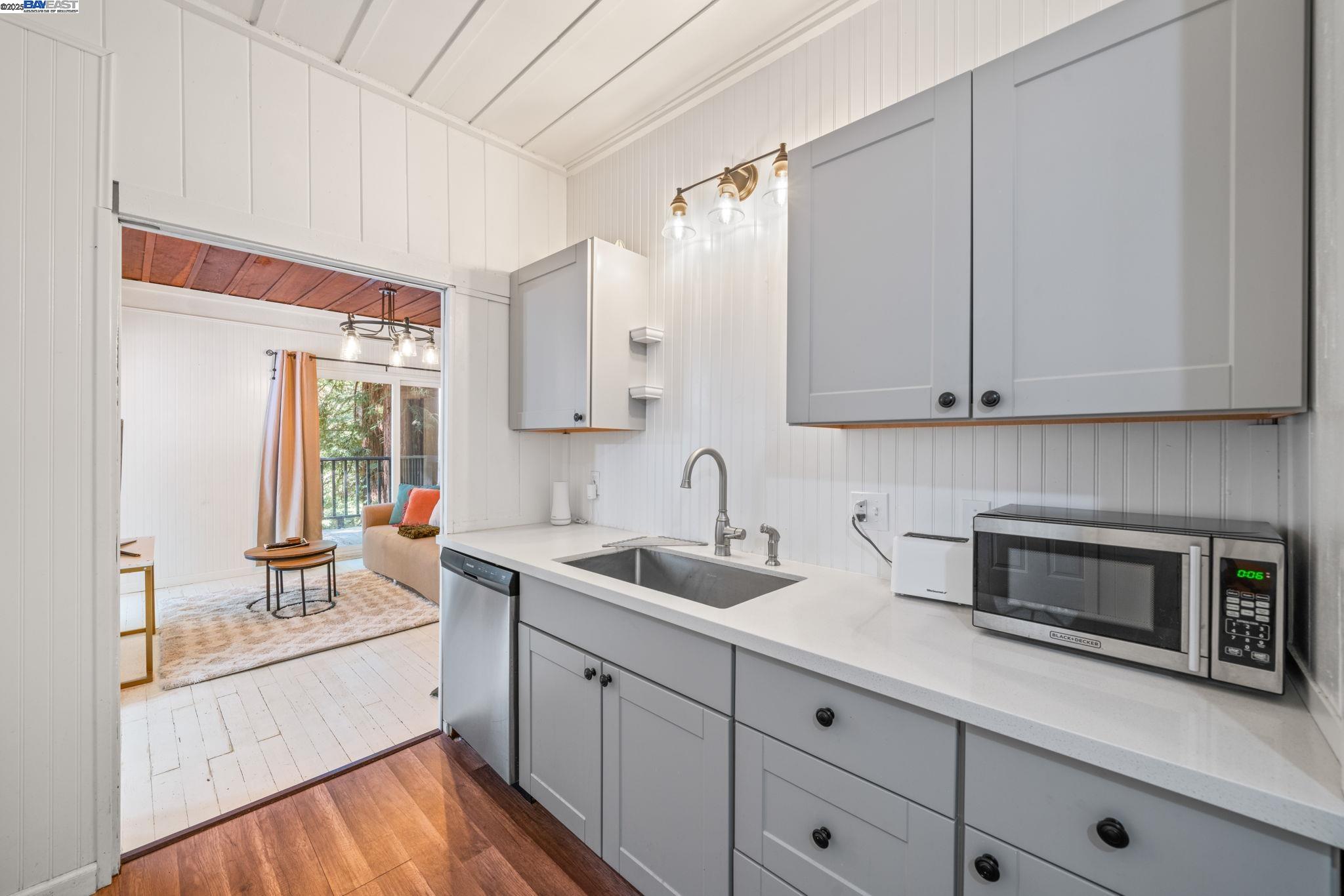 101 Annies Way, Brookdale