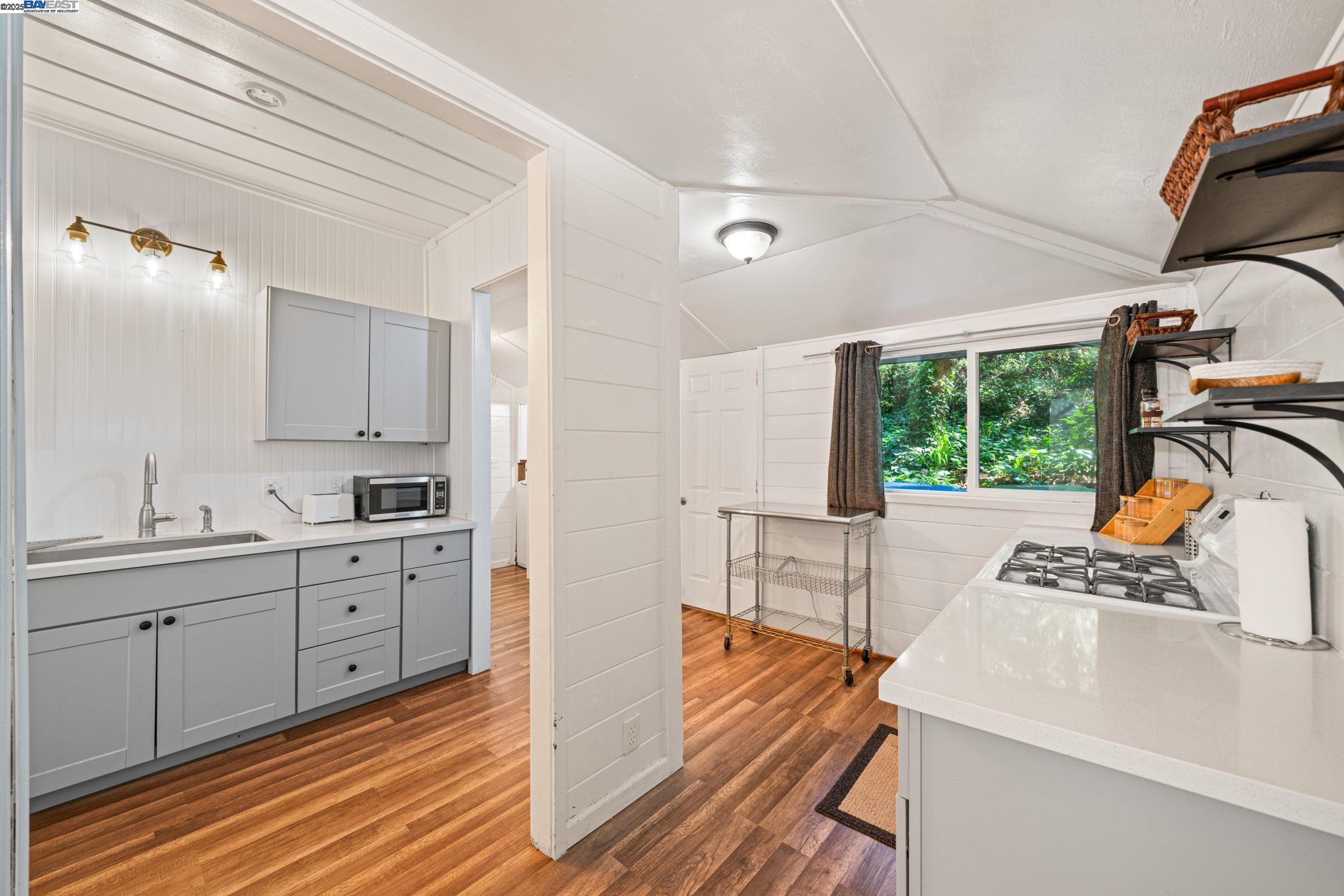 101 Annies Way, Brookdale