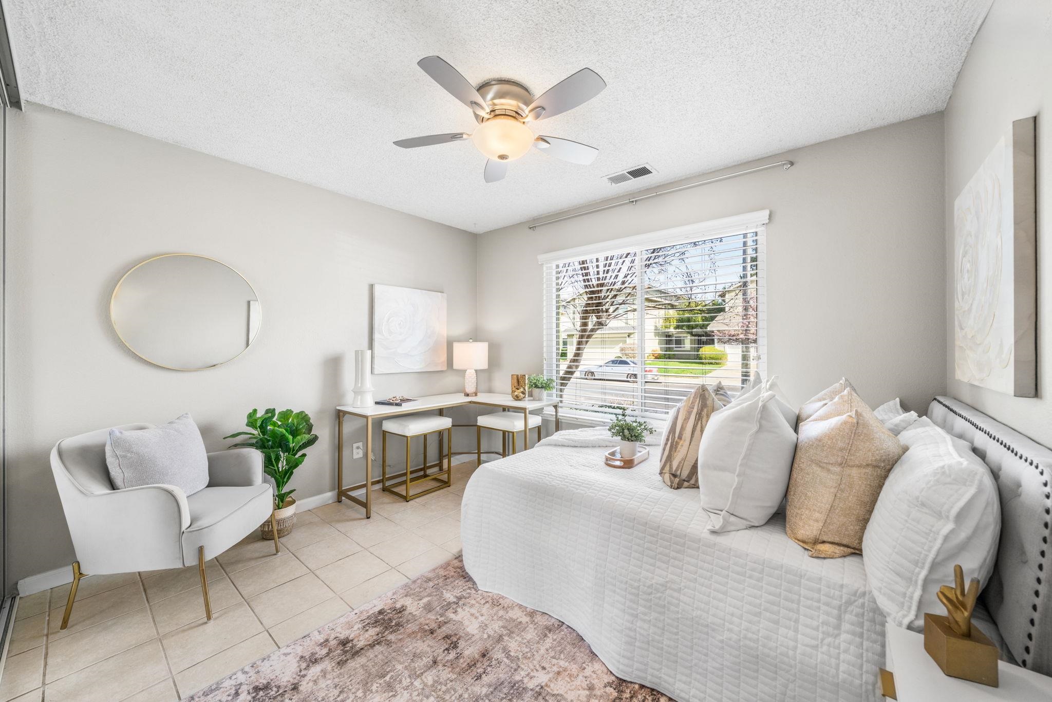 2128 Alexander Way