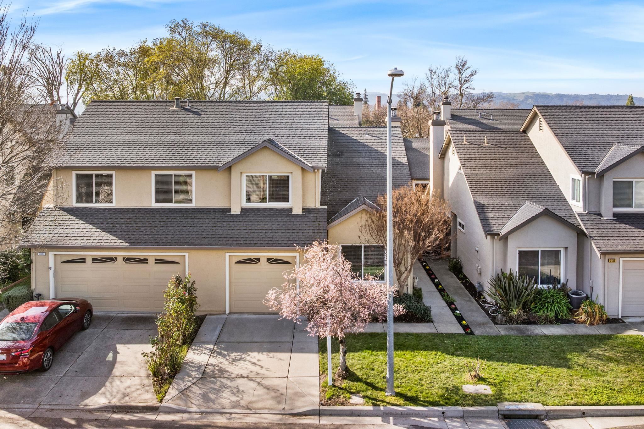 2128 Alexander Way