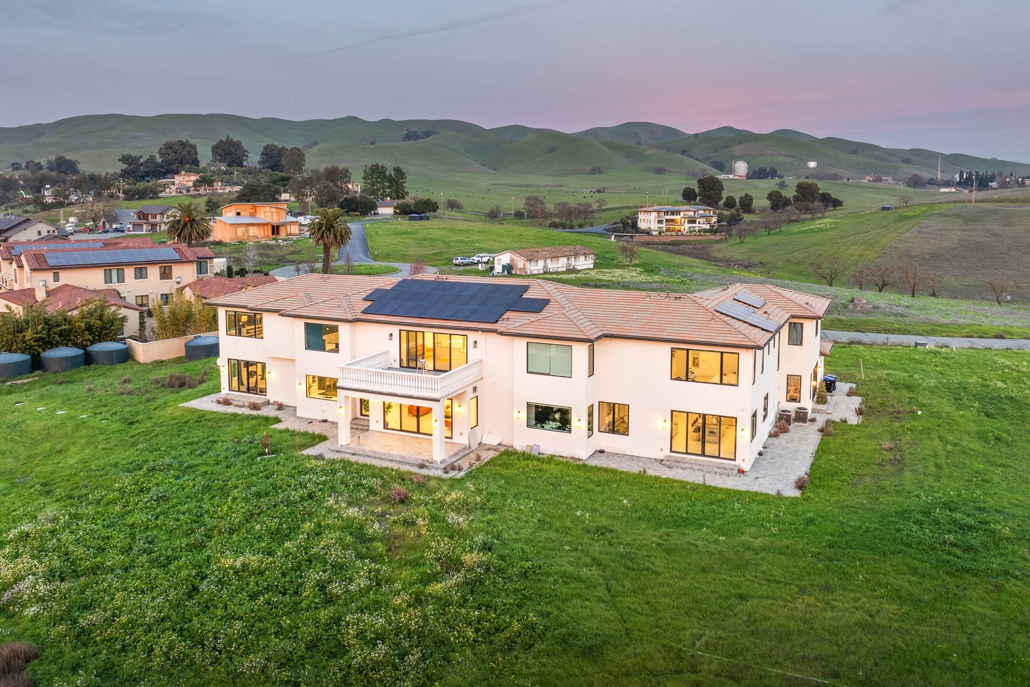 7778 Laguna Heights Ct