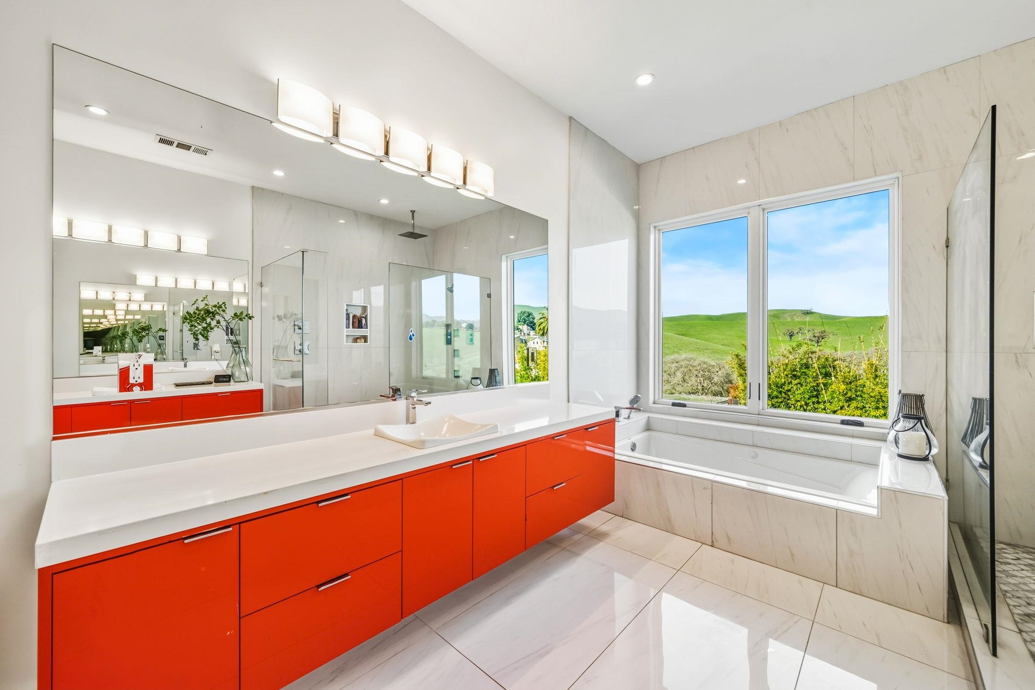 7778 Laguna Heights Ct