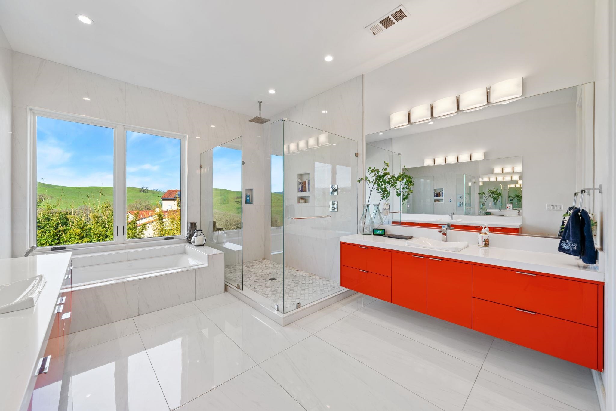 7778 Laguna Heights Ct