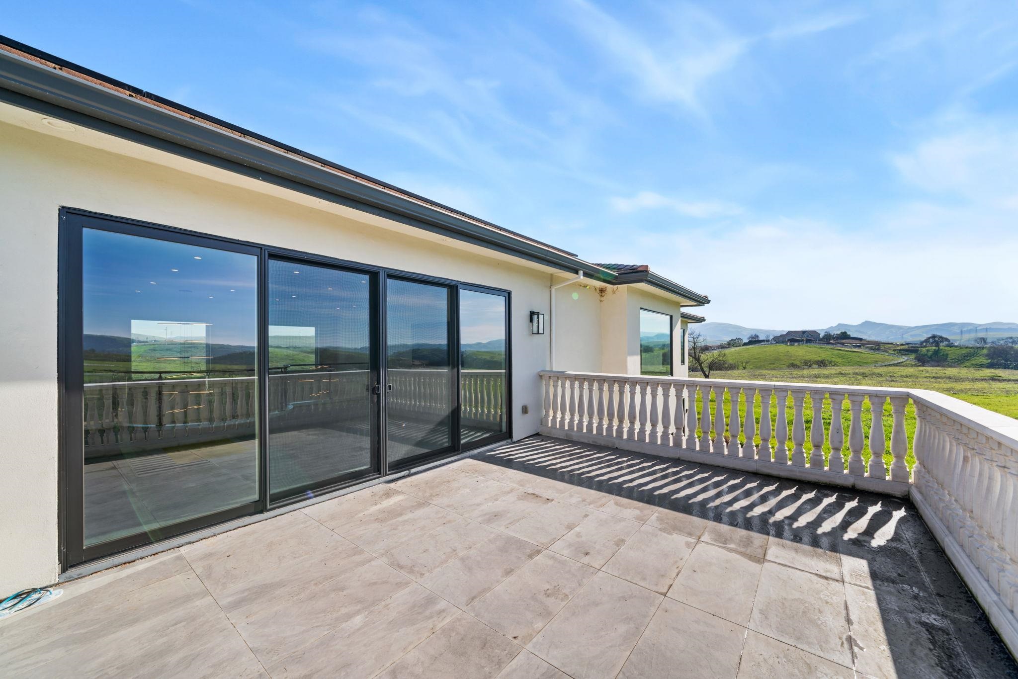 7778 Laguna Heights Ct