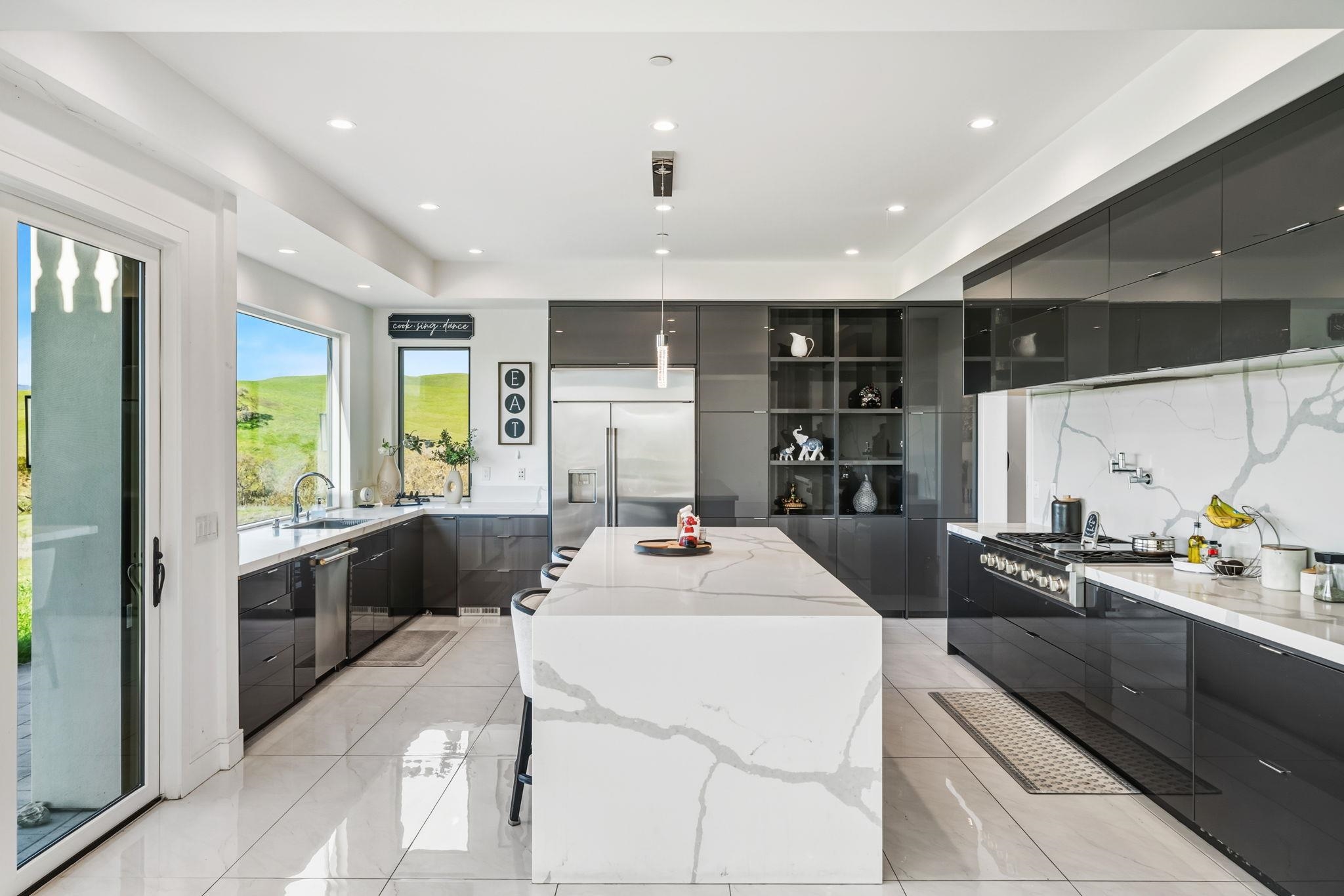 7778 Laguna Heights Ct