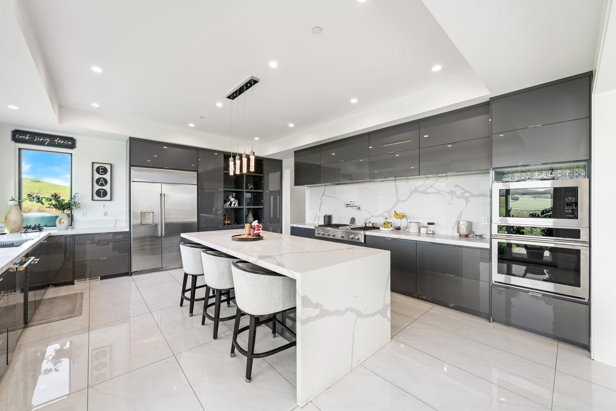 7778 Laguna Heights Ct