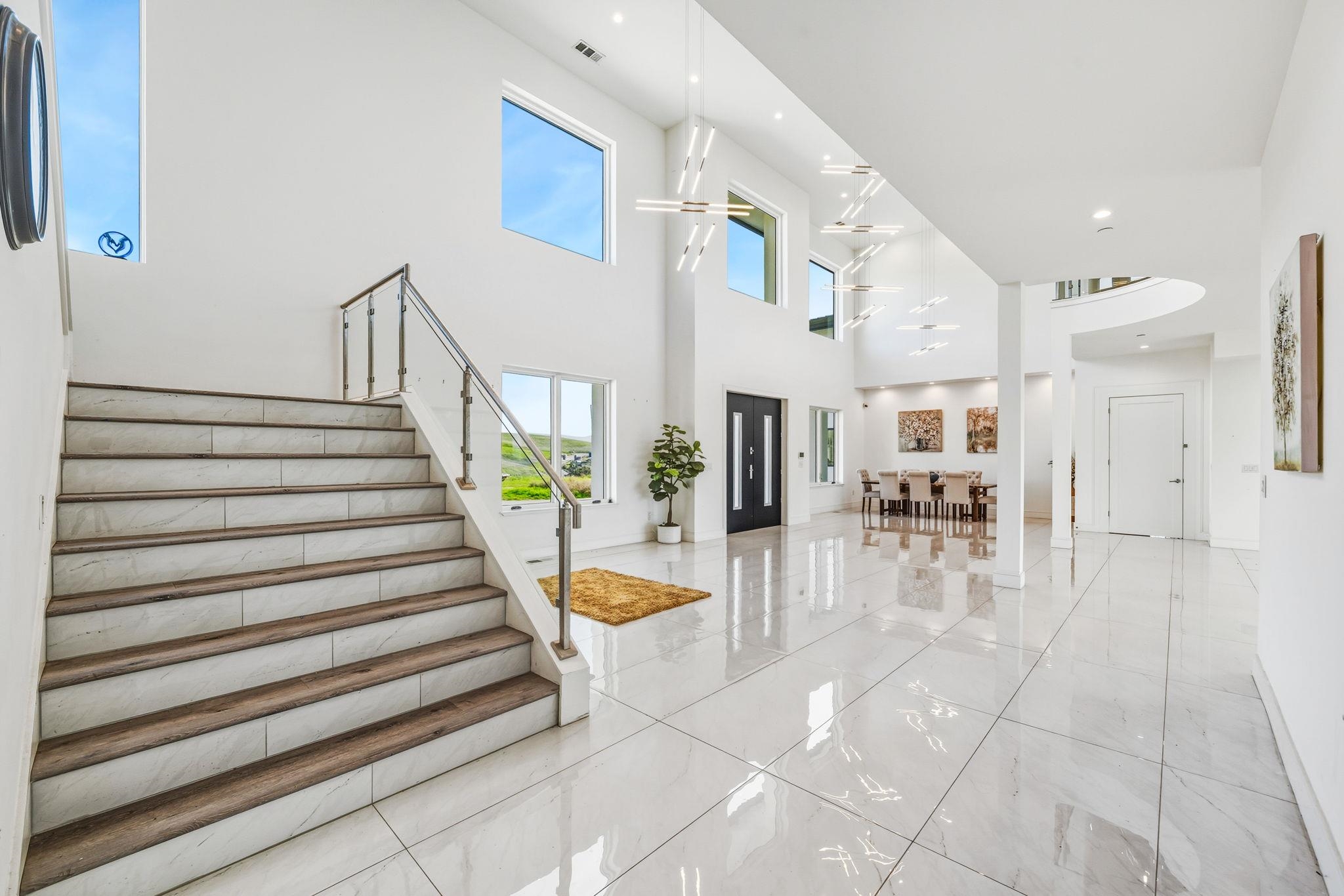 7778 Laguna Heights Ct