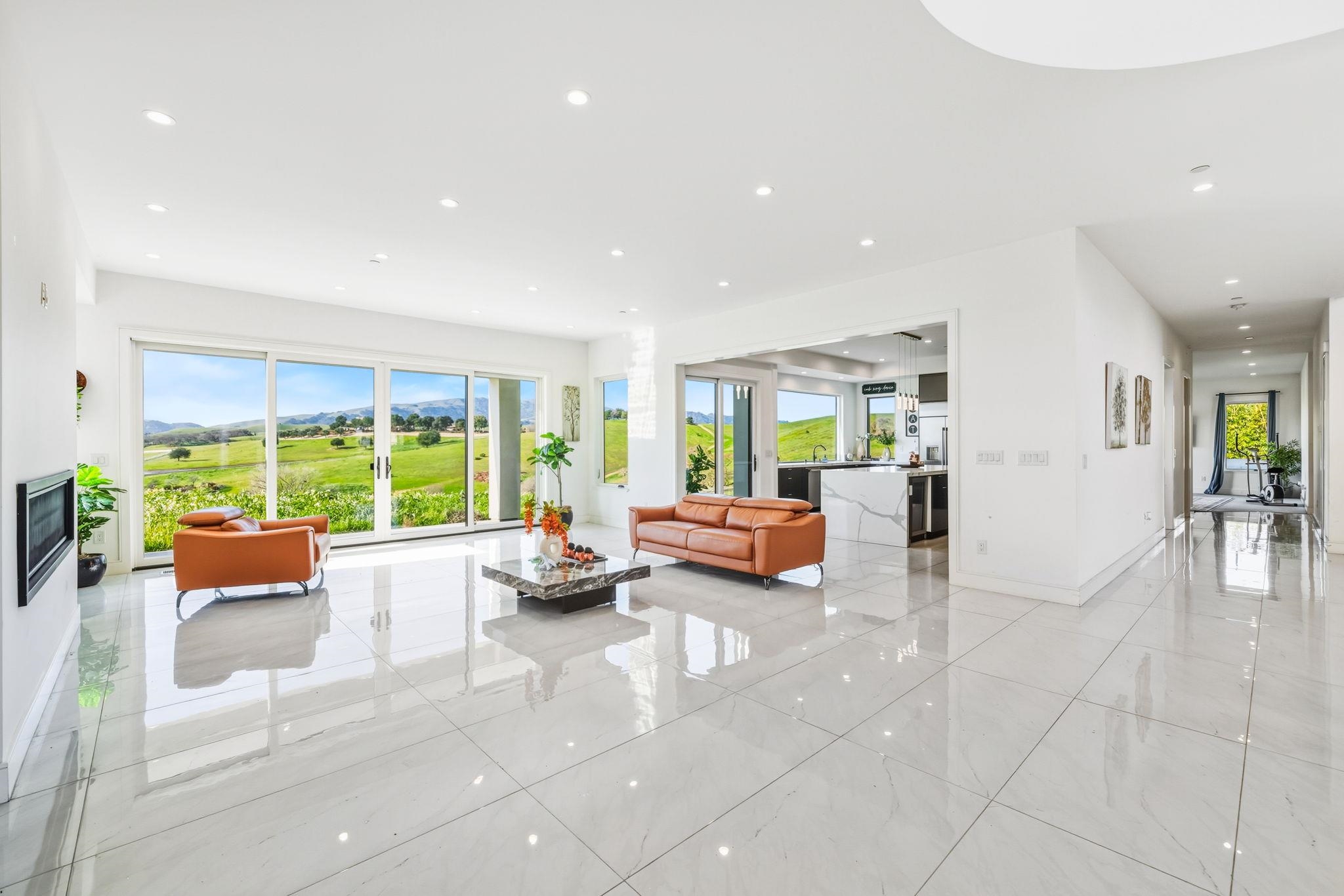 7778 Laguna Heights Ct