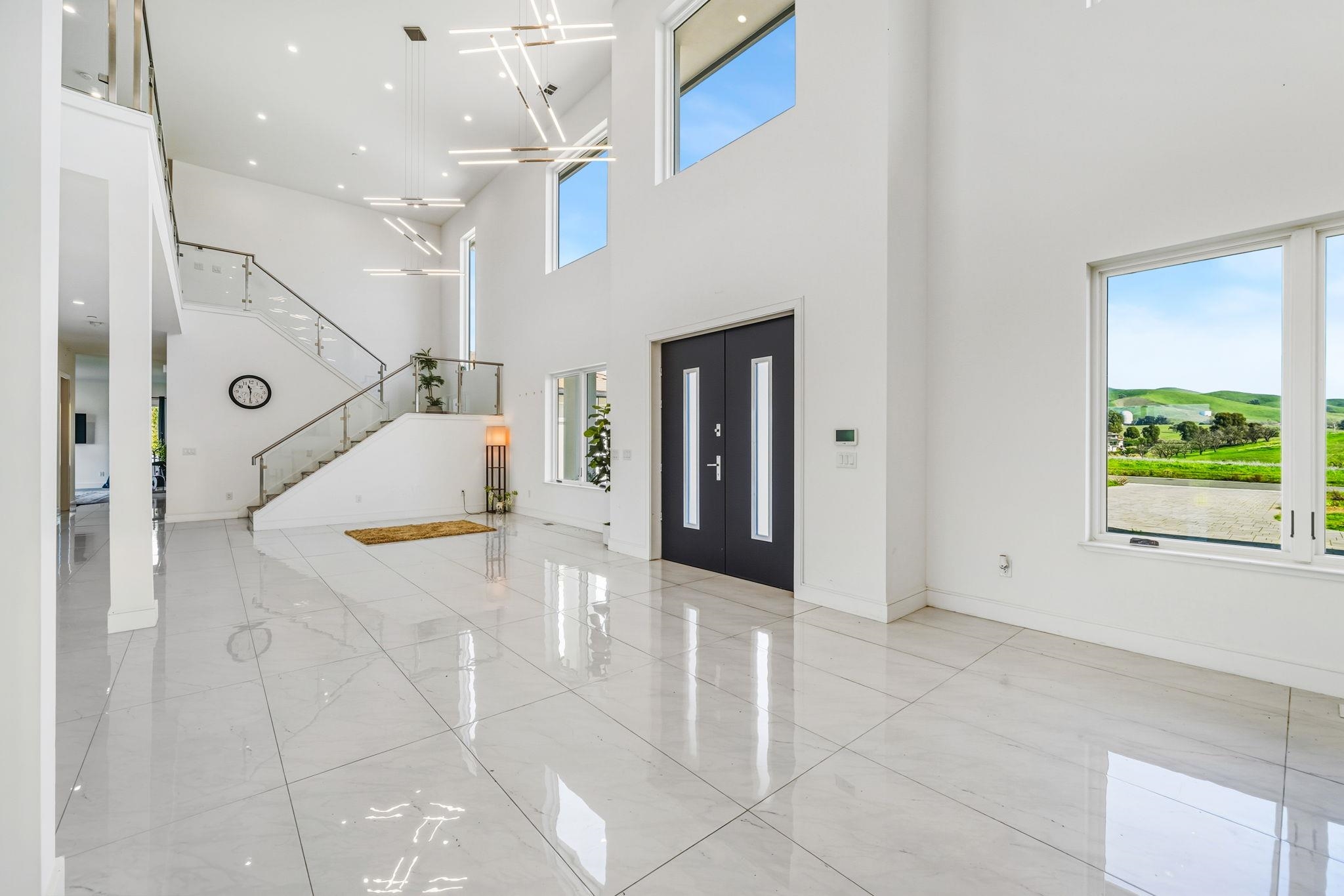 7778 Laguna Heights Ct