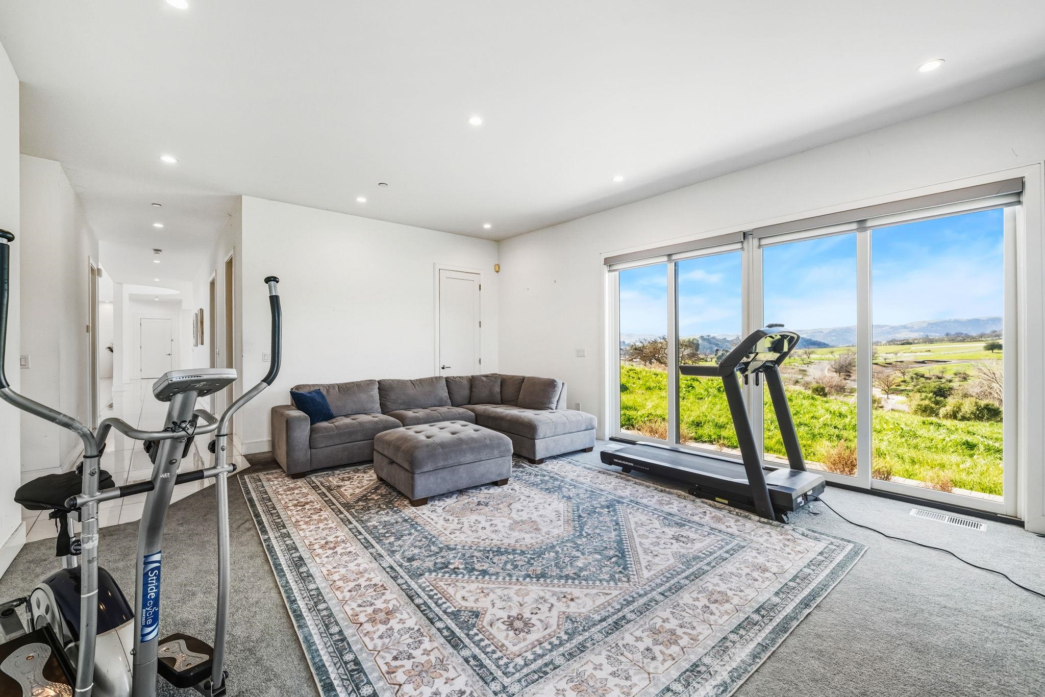 7778 Laguna Heights Ct