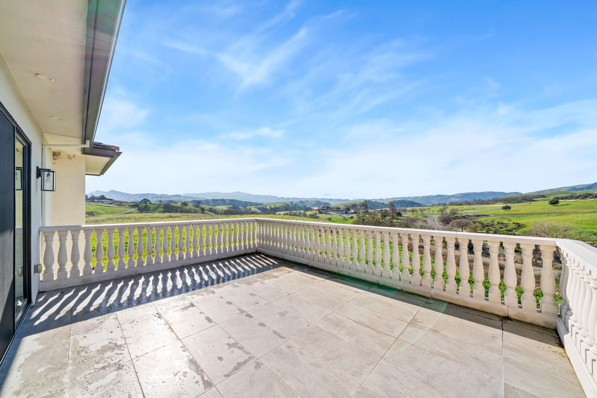 7778 Laguna Heights Ct