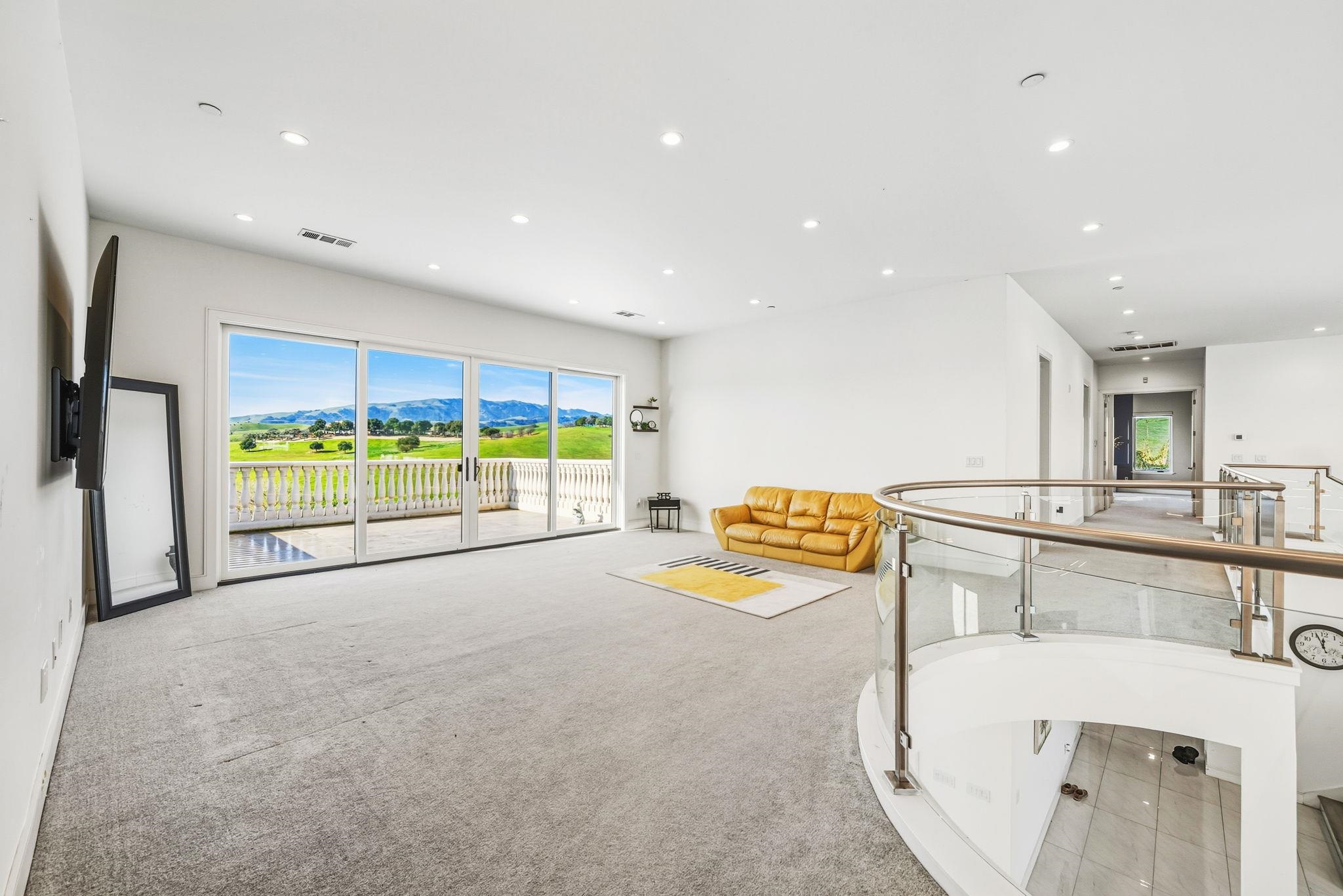 7778 Laguna Heights Ct