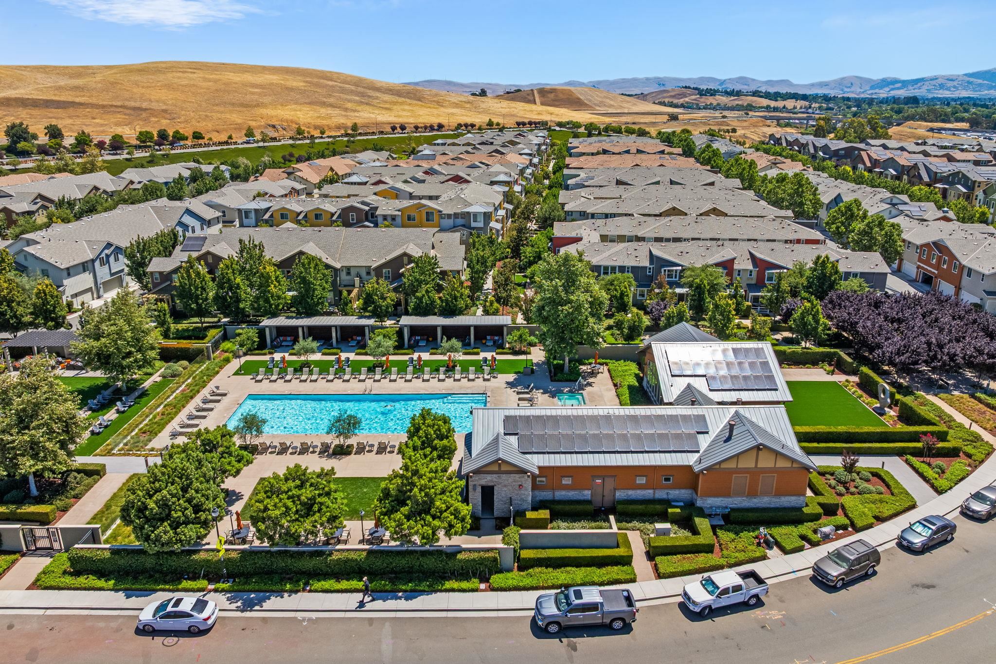 253 Fennel Way