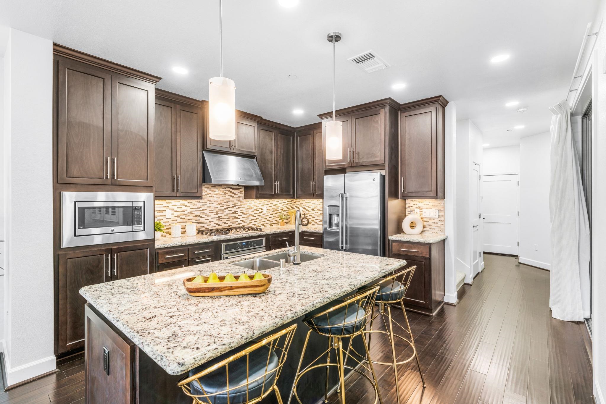 253 Fennel Way